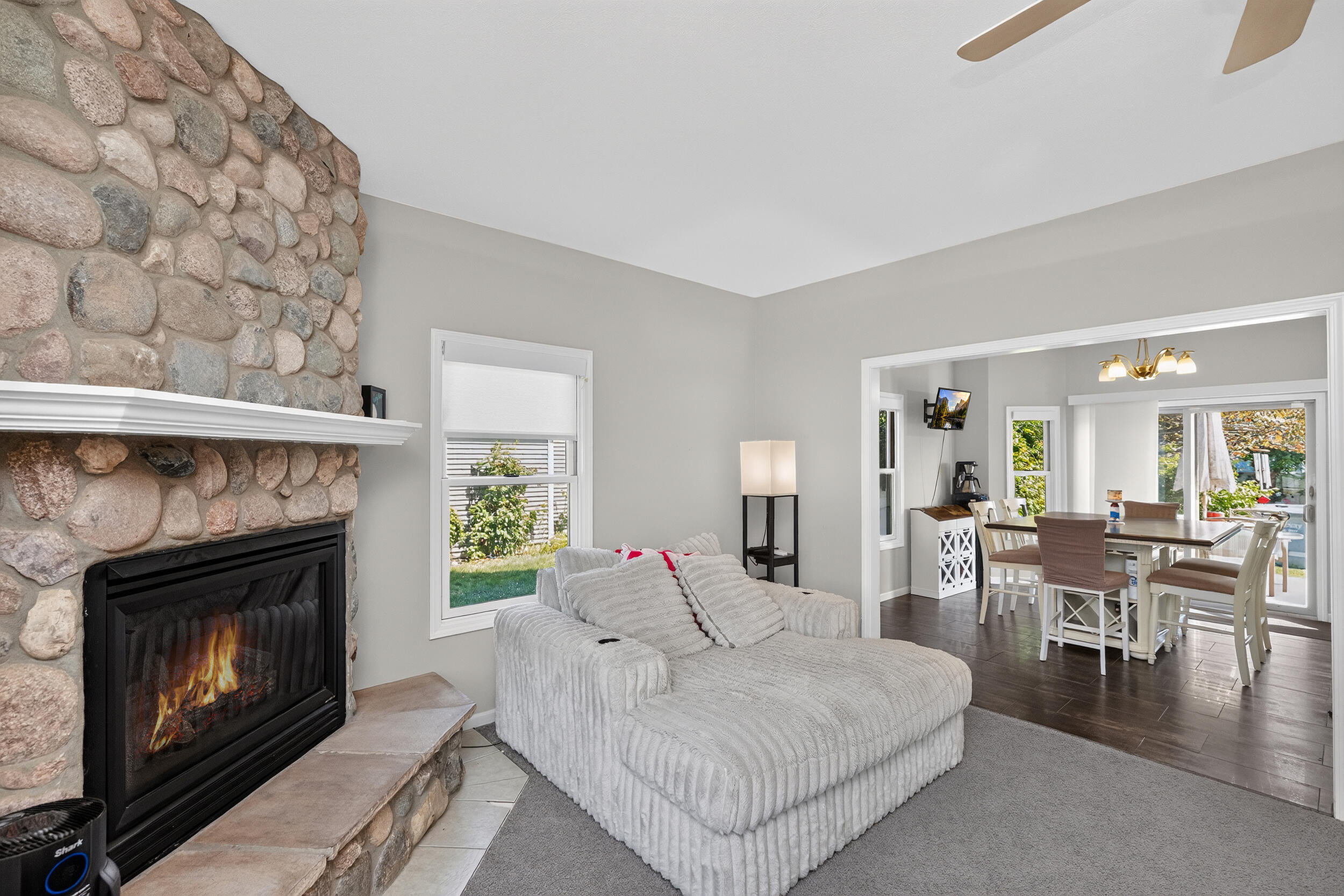 2053 Joni Lane Stevensville MI 49127