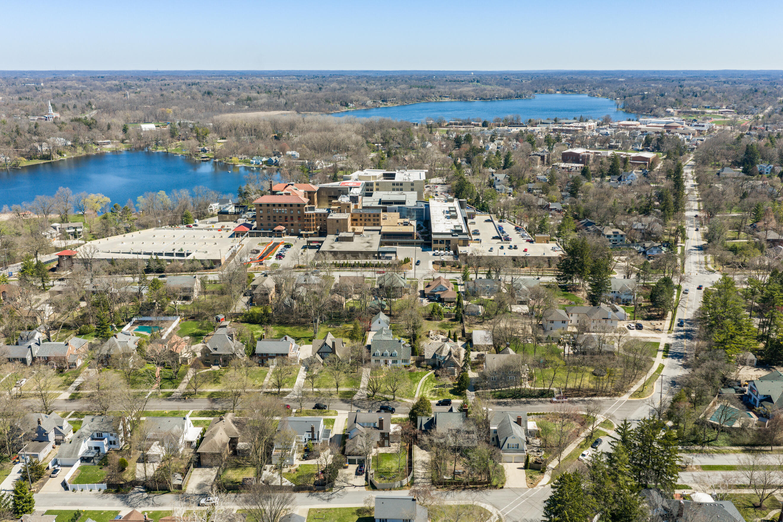 520 Cambridge Boulevard SE Grand Rapids MI 49506