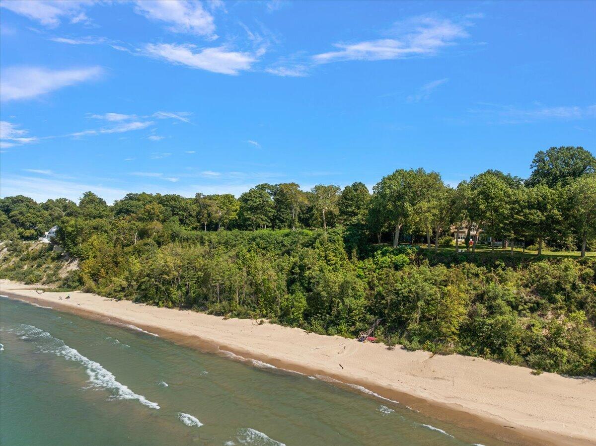 4611 Park Avenue Benton Harbor MI 49022