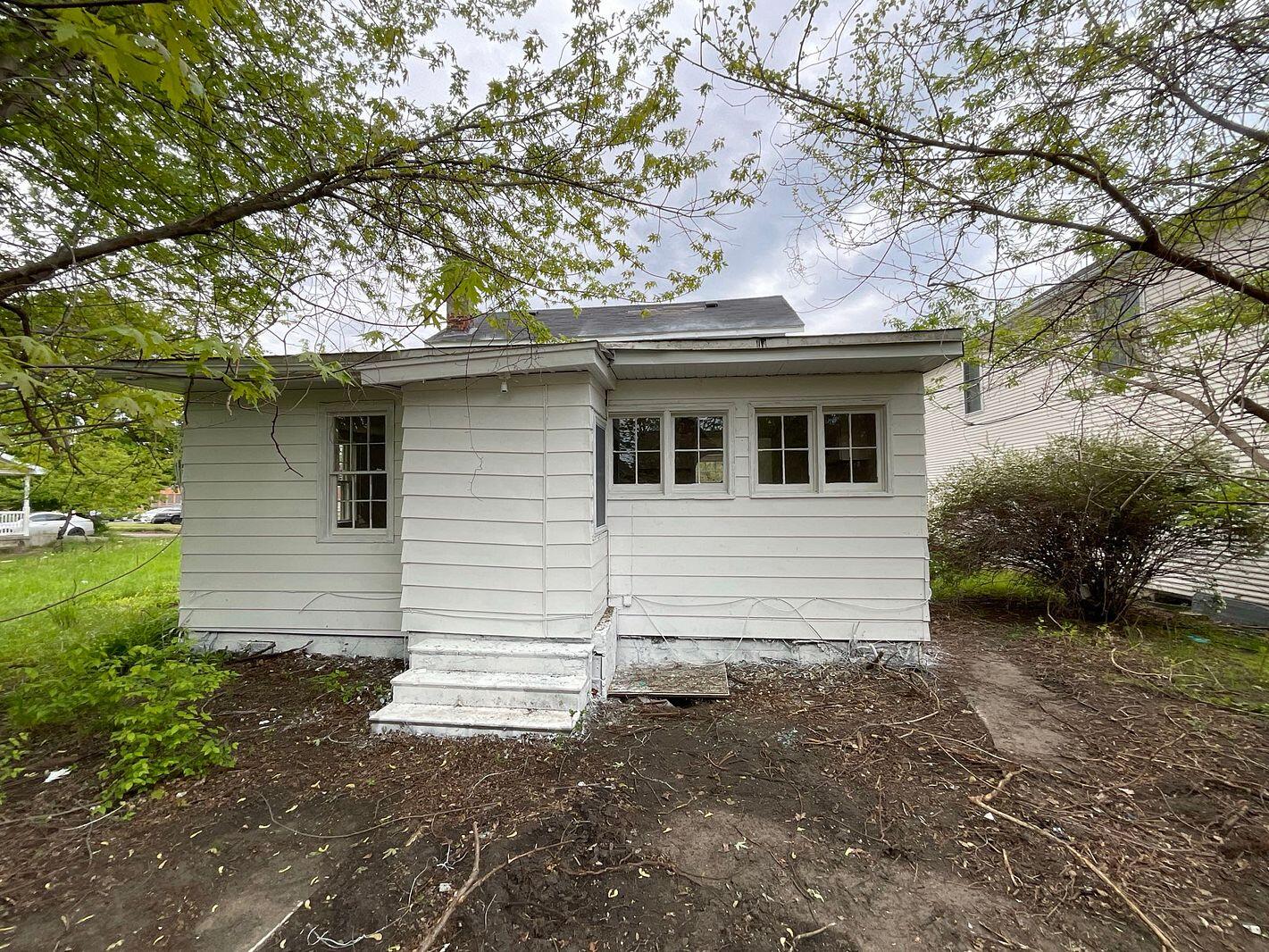 255 High Street Benton Harbor MI 49022