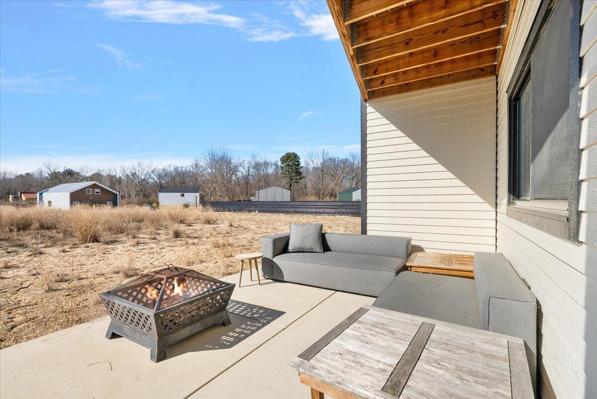 7400 Lake Solis Drive Stevensville MI 49127