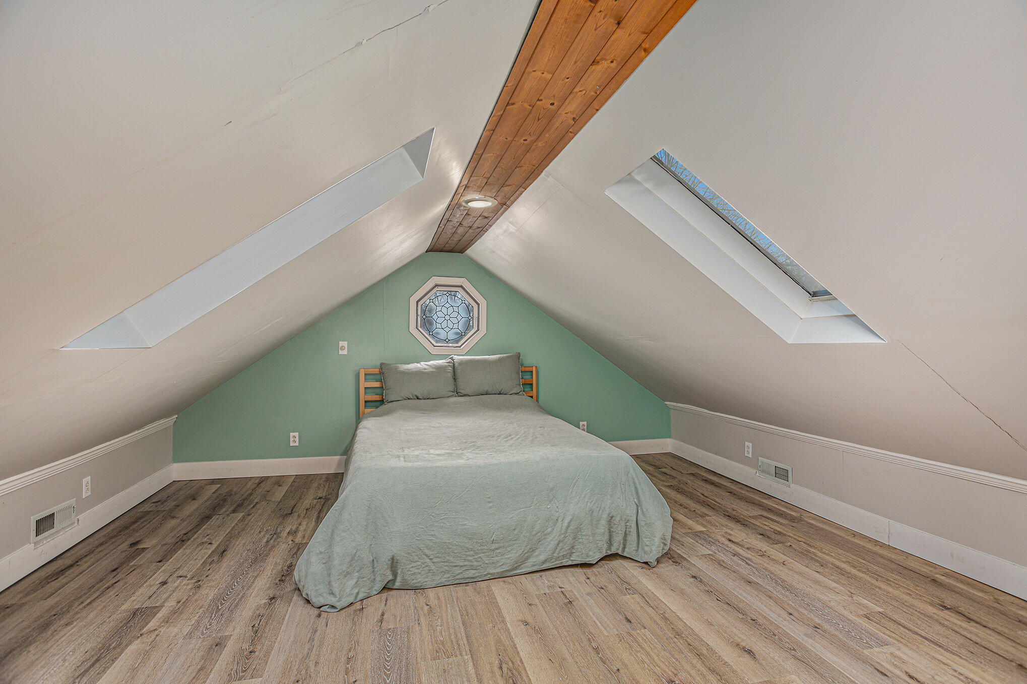 14877 160th Avenue Grand Haven MI 49417