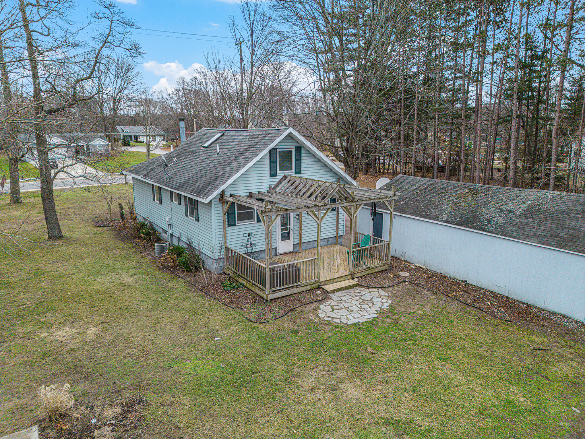 14877 160th Avenue Grand Haven MI 49417