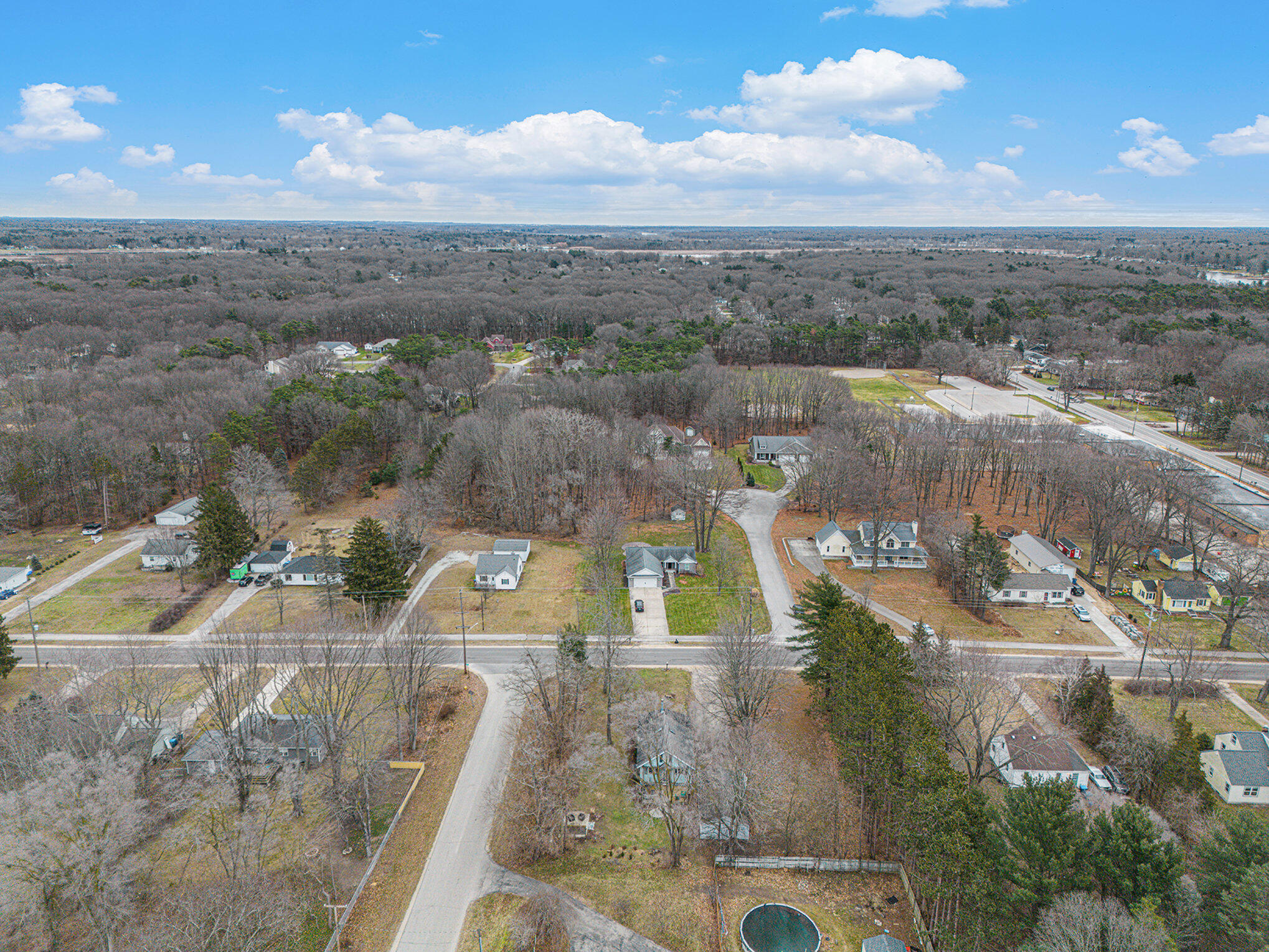 14877 160th Avenue Grand Haven MI 49417