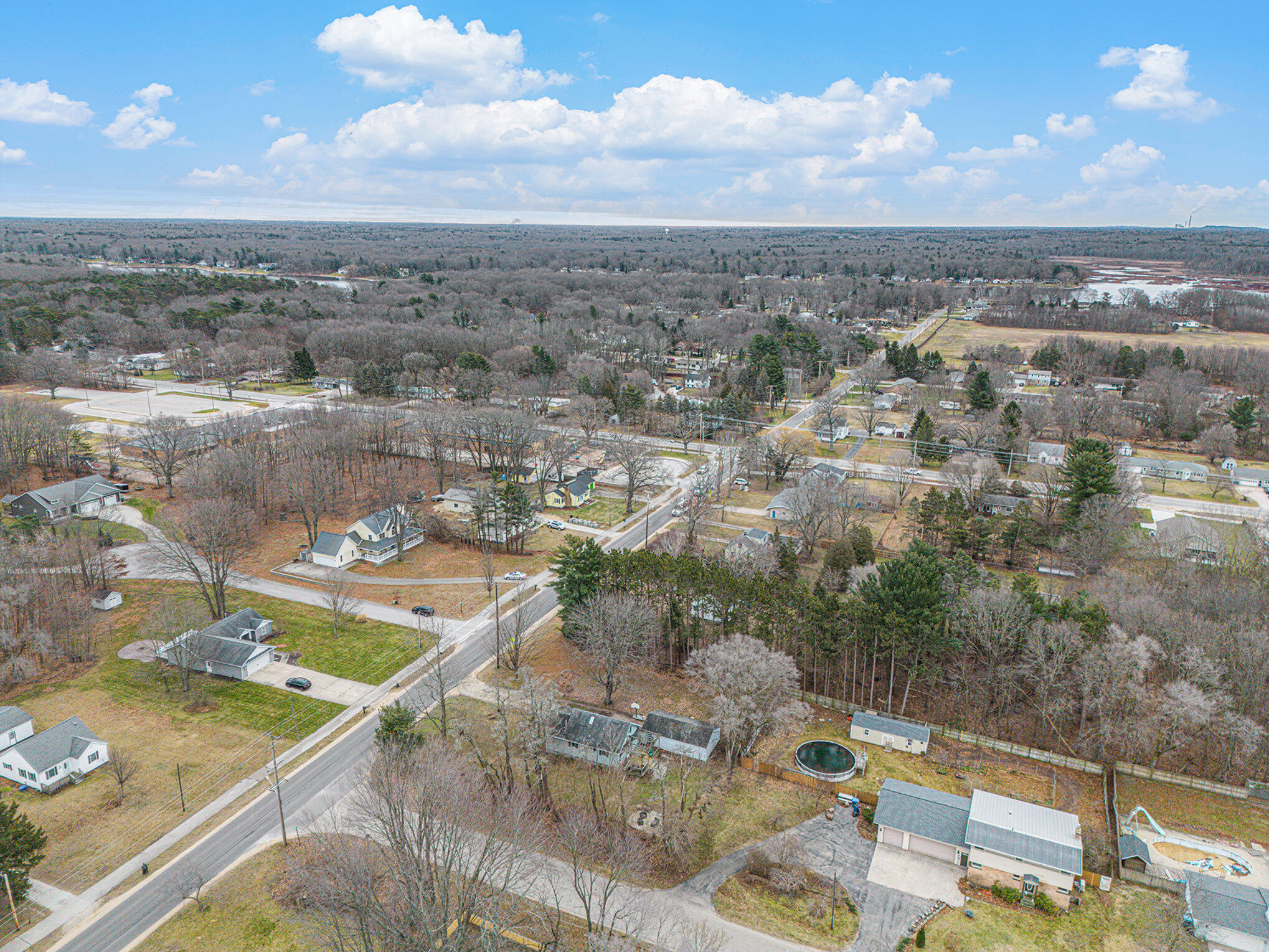 14877 160th Avenue Grand Haven MI 49417