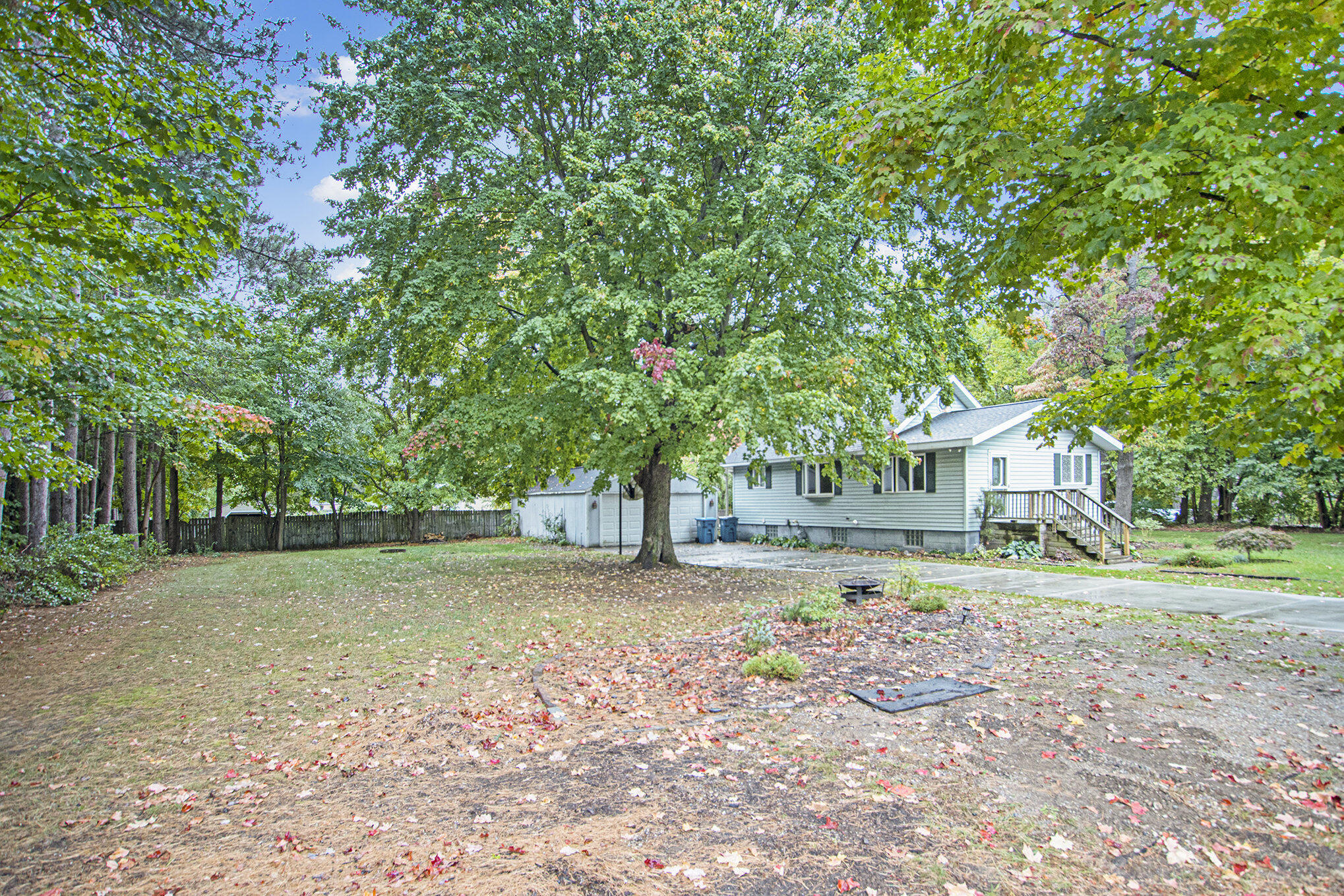 14877 160th Avenue Grand Haven MI 49417