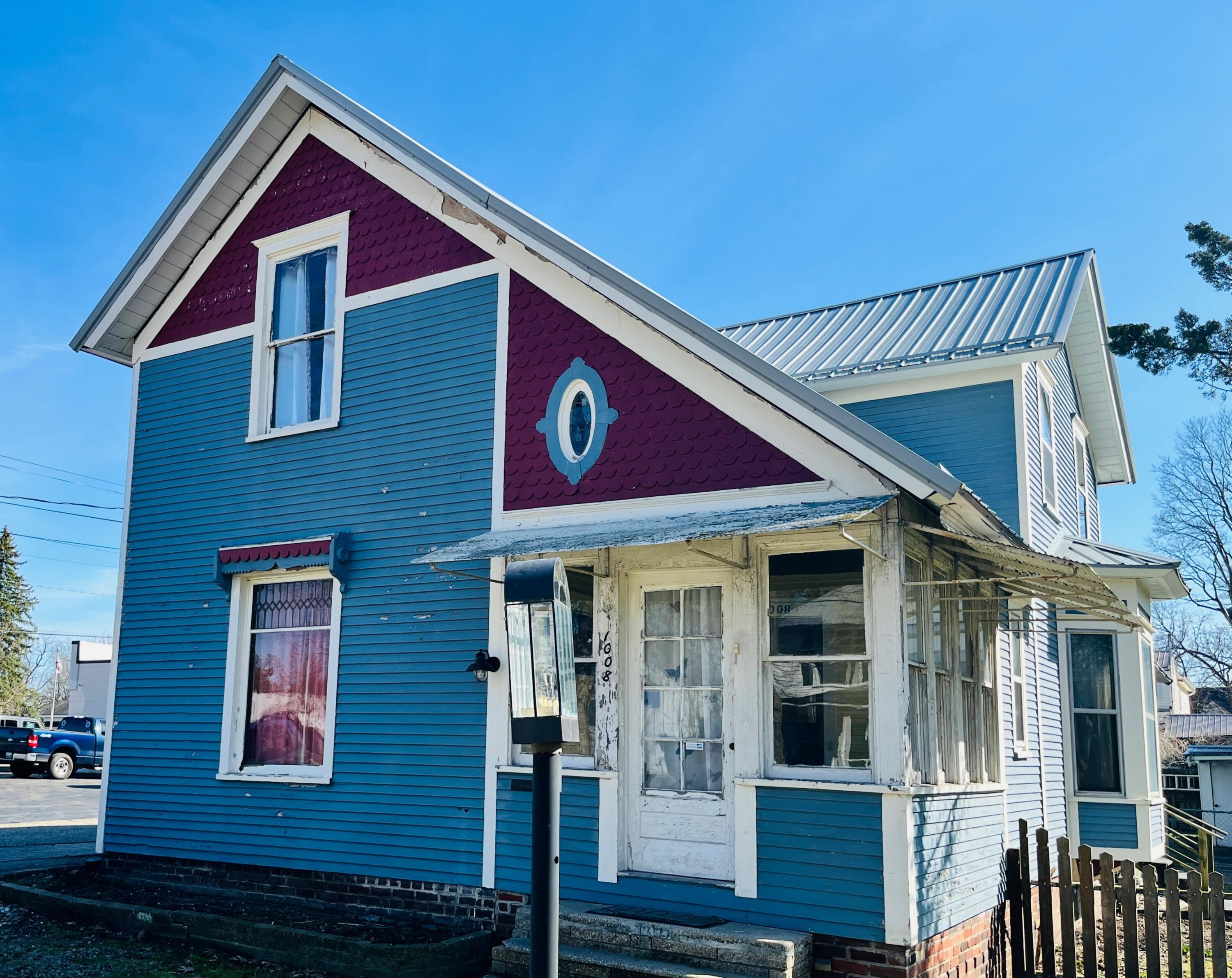 1008 Oak Street Niles MI 49120