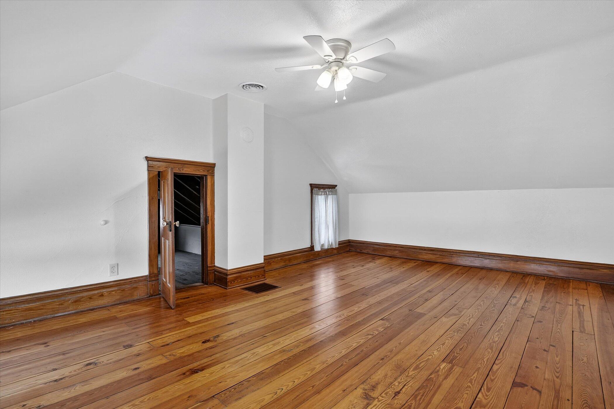 1008 Oak Street Niles MI 49120