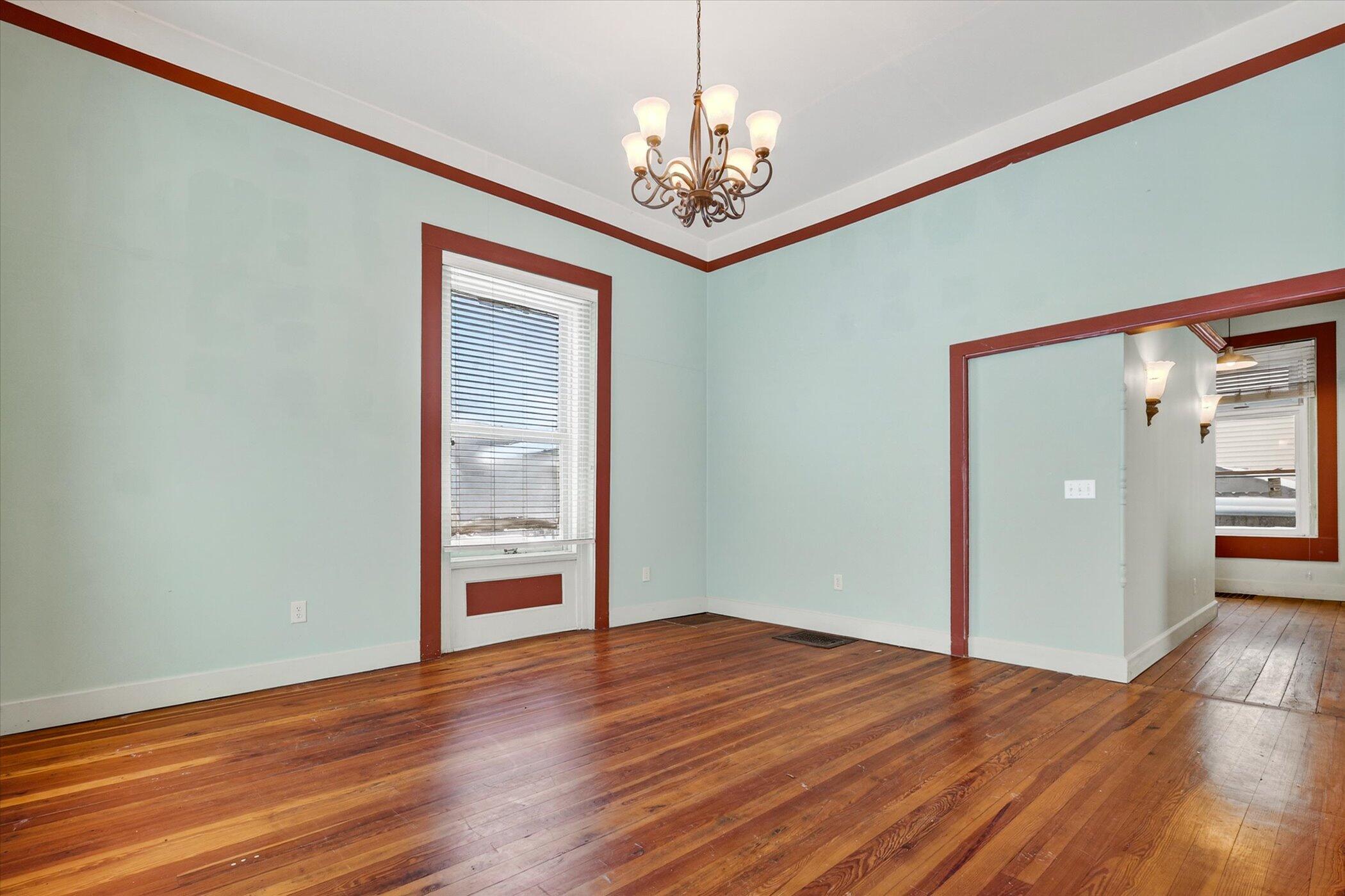 1008 Oak Street Niles MI 49120