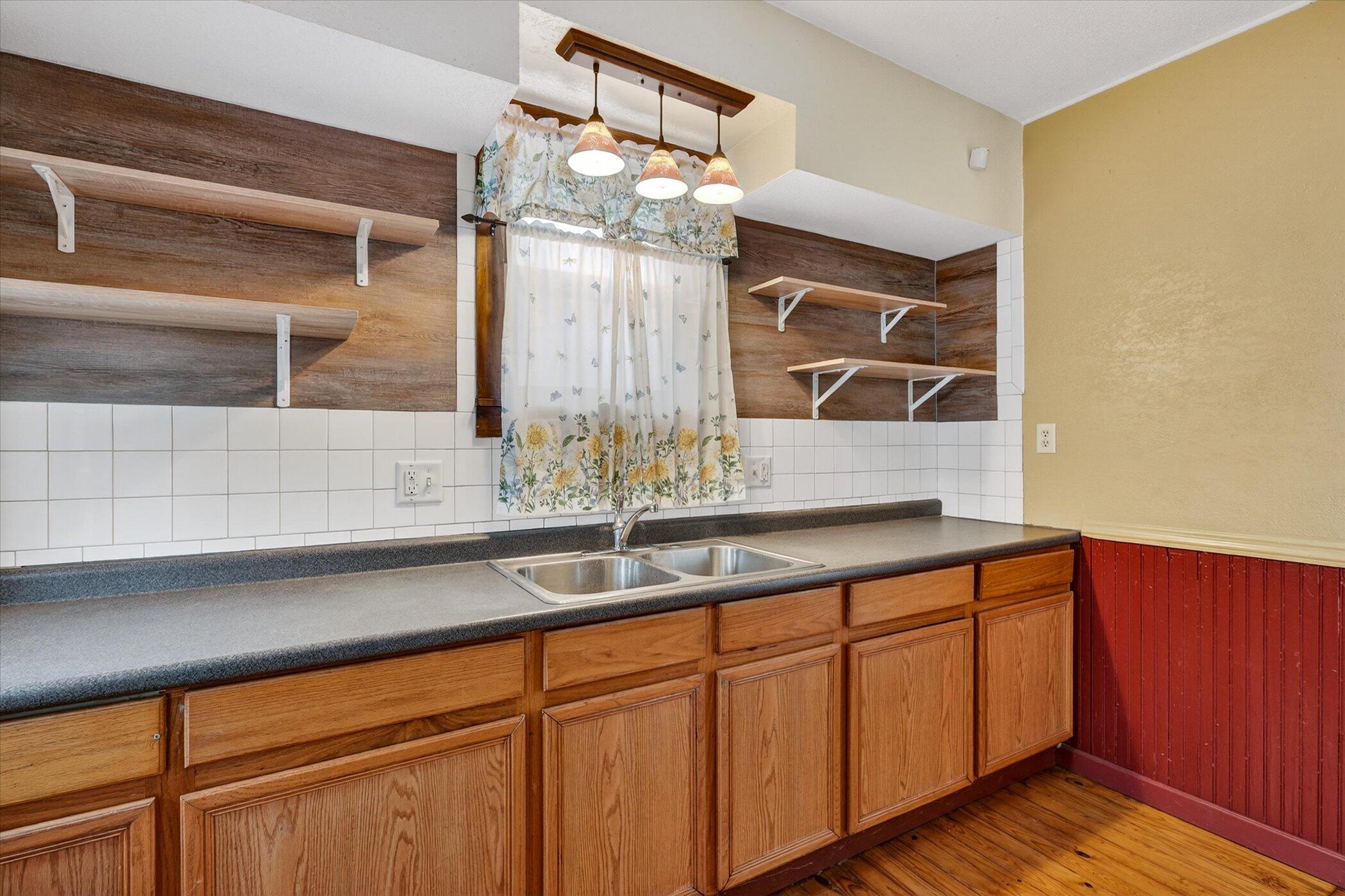 1008 Oak Street Niles MI 49120