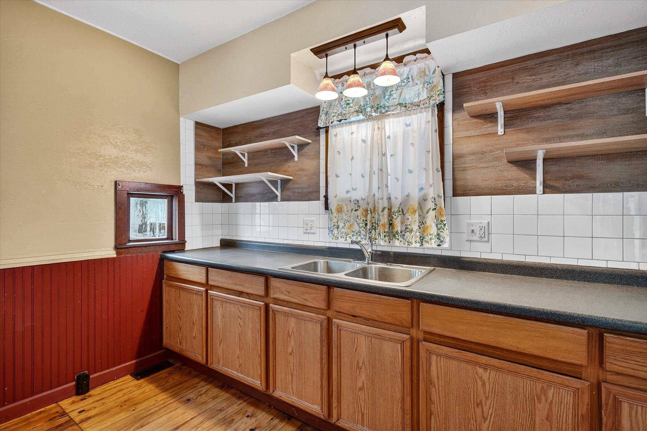 1008 Oak Street Niles MI 49120