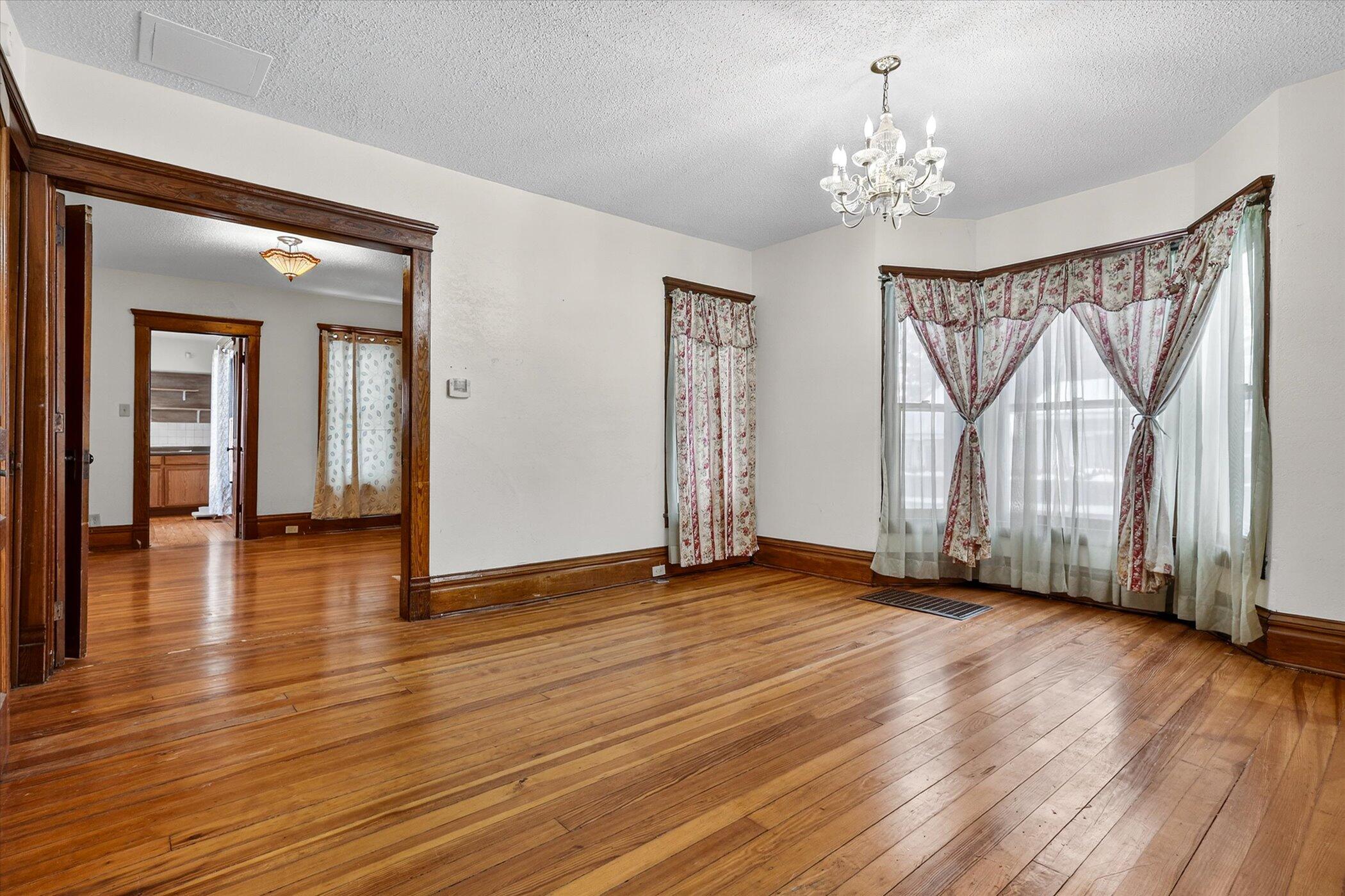 1008 Oak Street Niles MI 49120