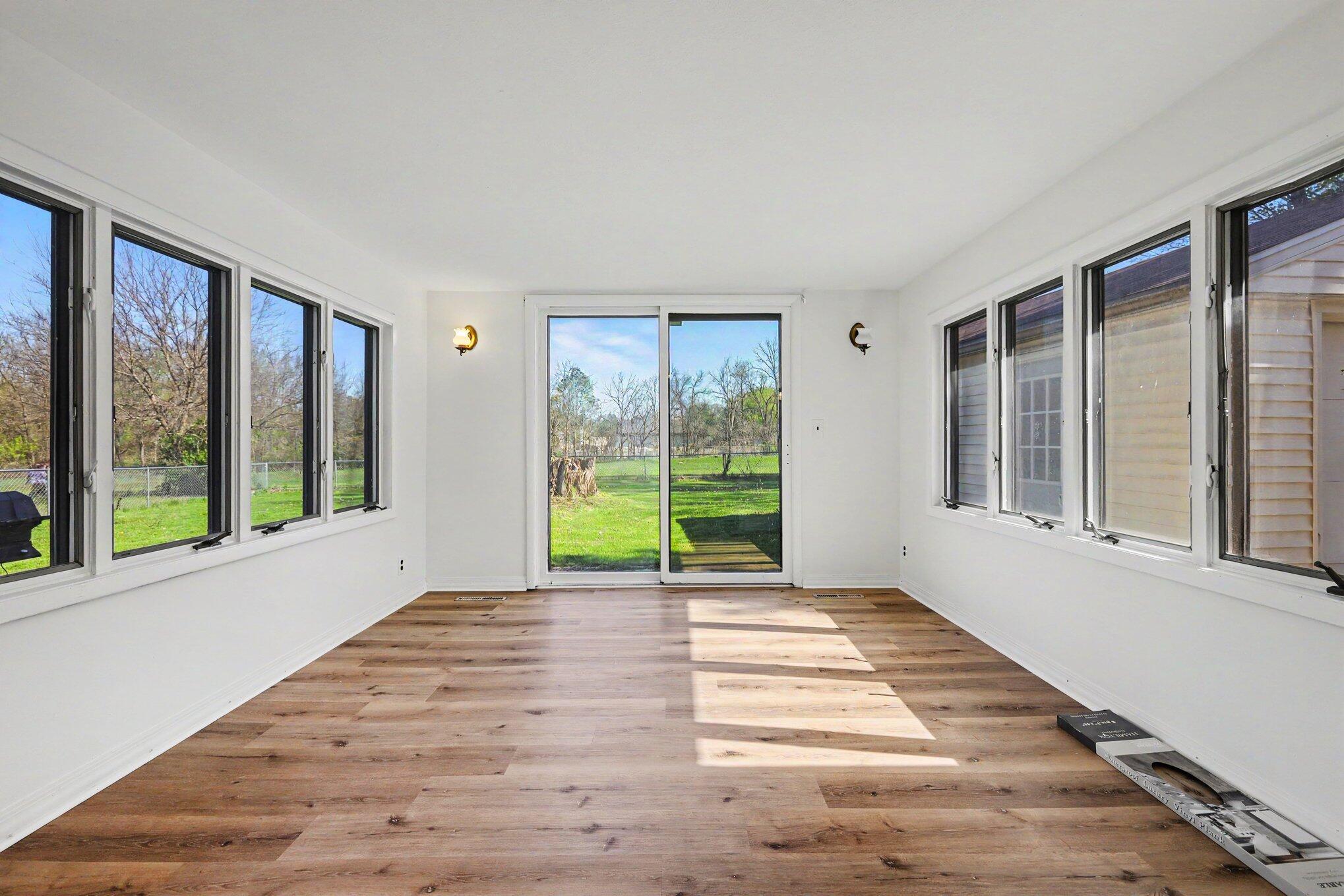 1411 Meadowlane Drive SE Grand Rapids MI 49508