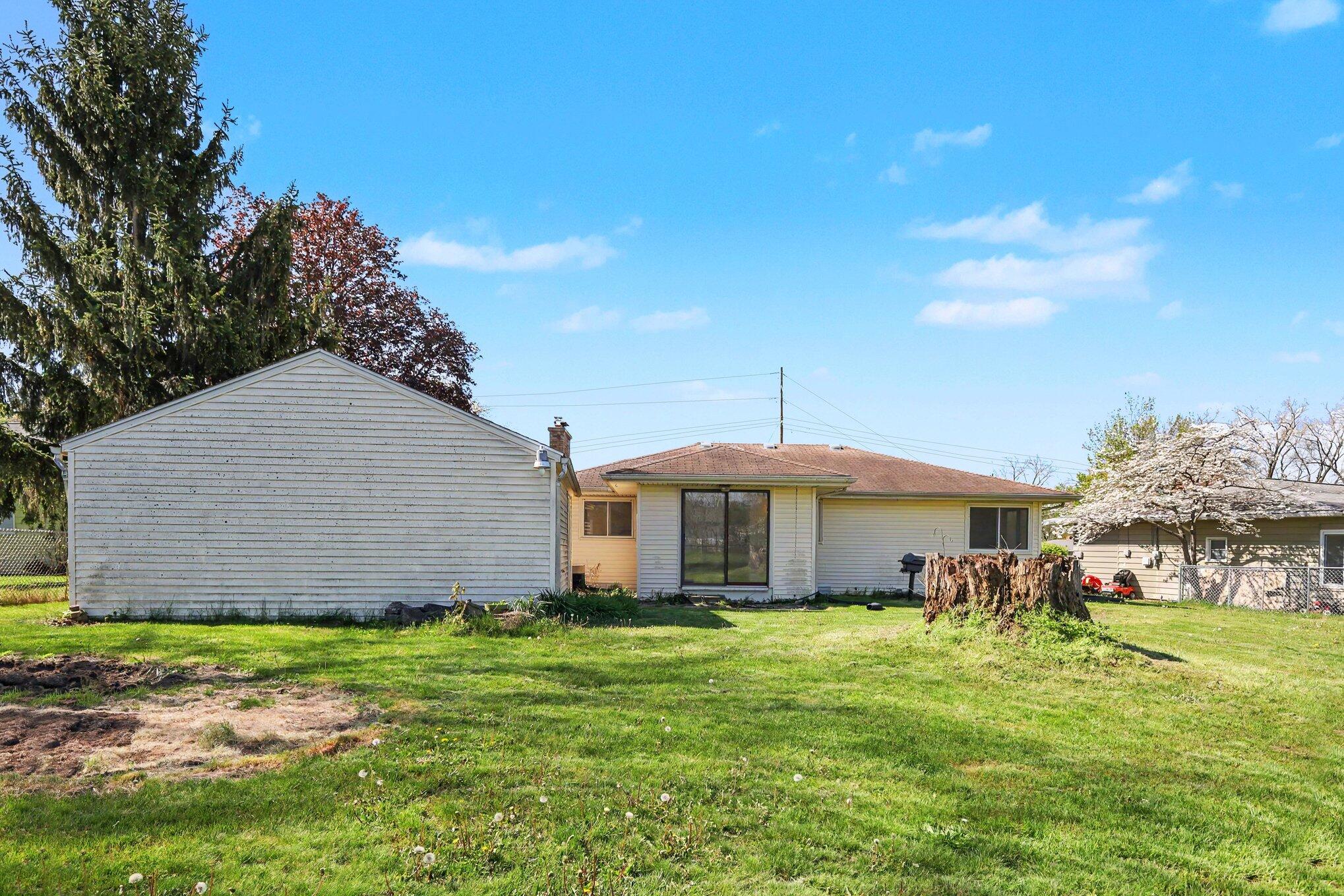 1411 Meadowlane Drive SE Grand Rapids MI 49508