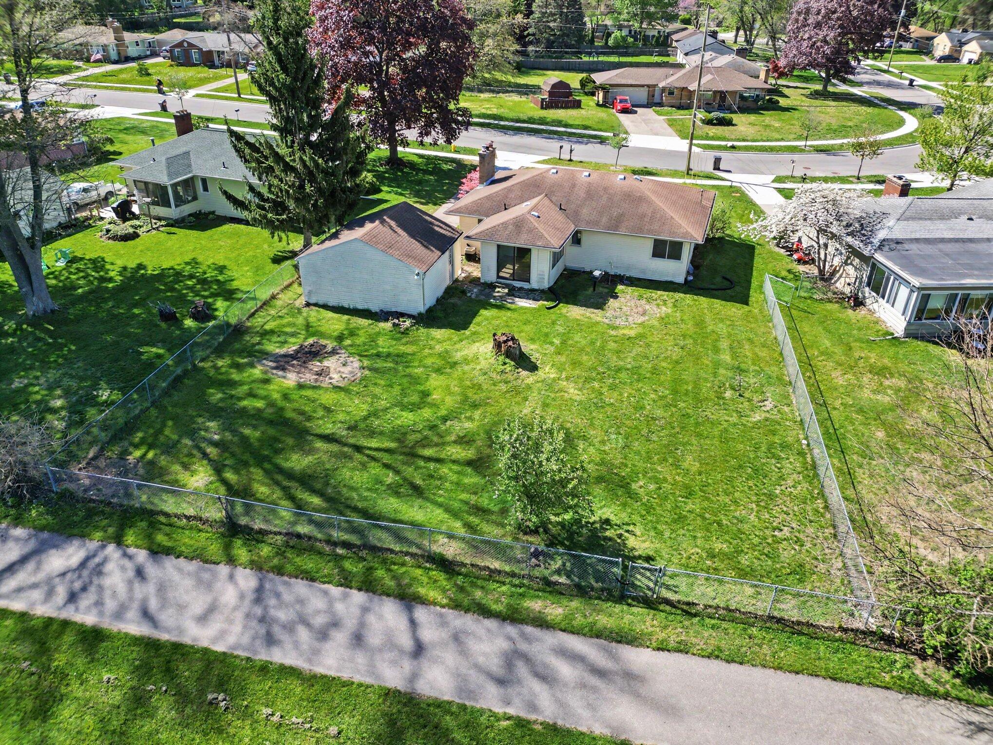 1411 Meadowlane Drive SE Grand Rapids MI 49508