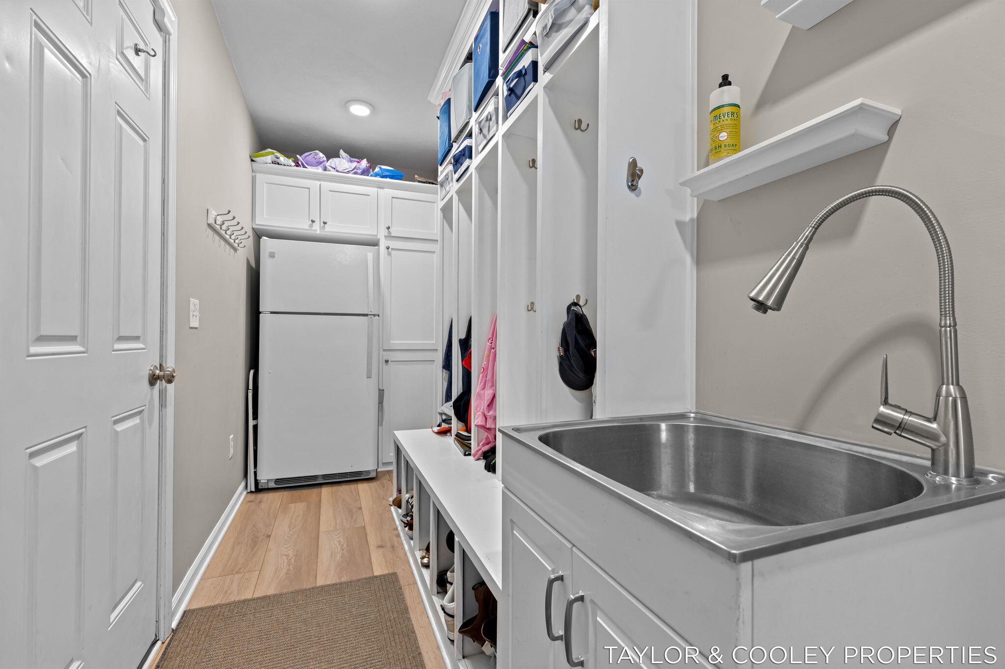 5616 Highbury Drive SE Ada MI 49301