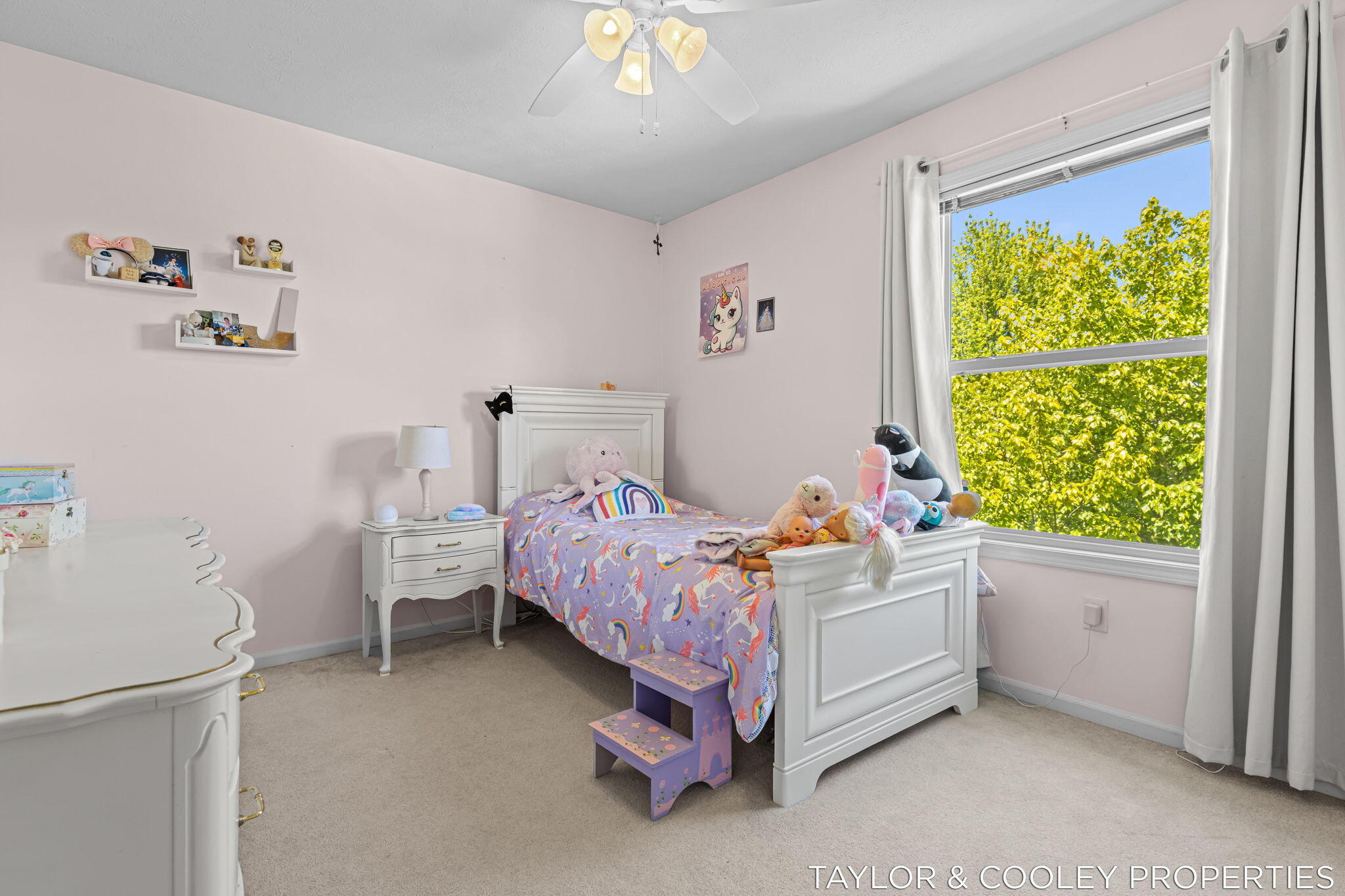 5616 Highbury Drive SE Ada MI 49301