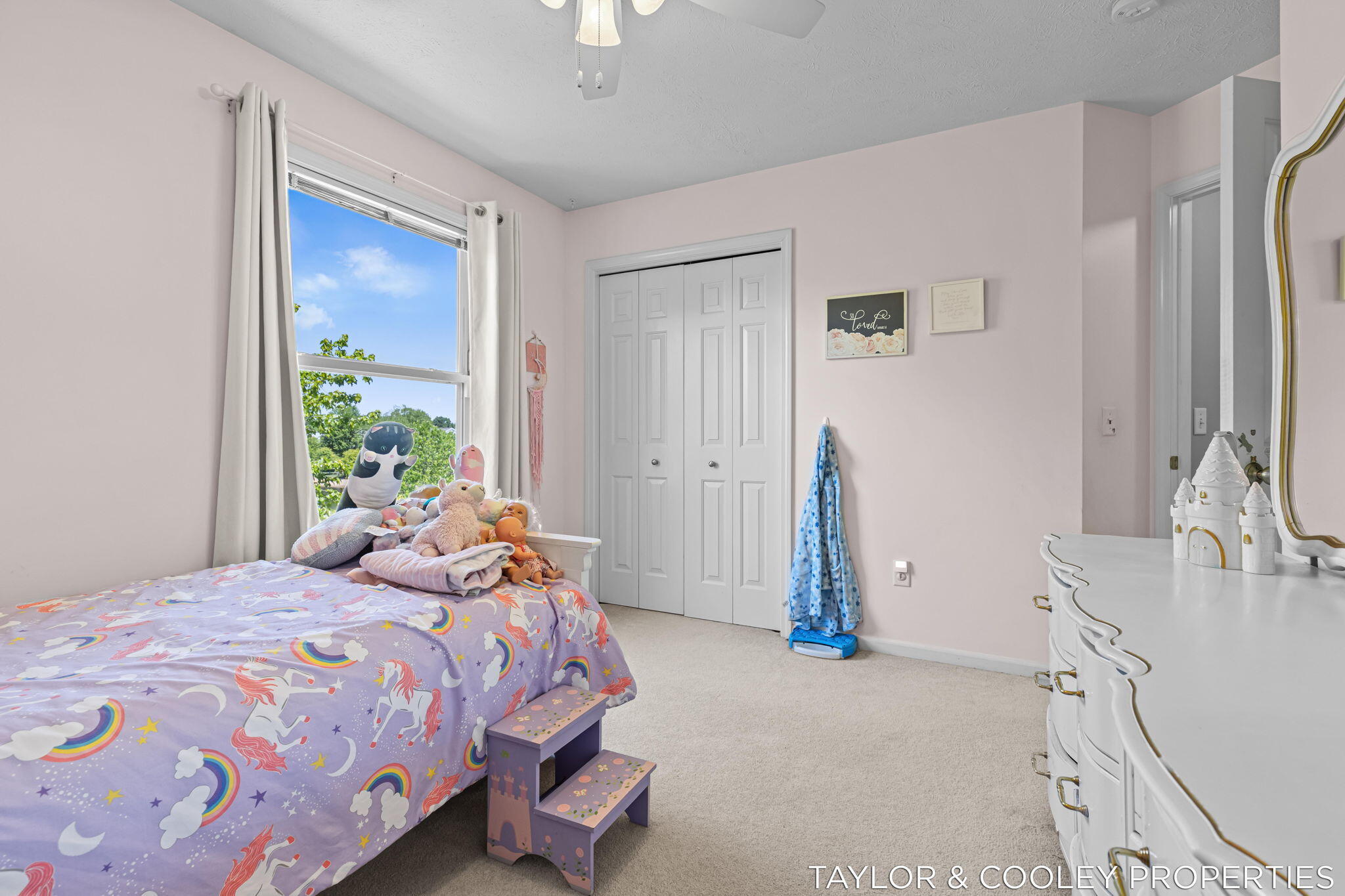5616 Highbury Drive SE Ada MI 49301