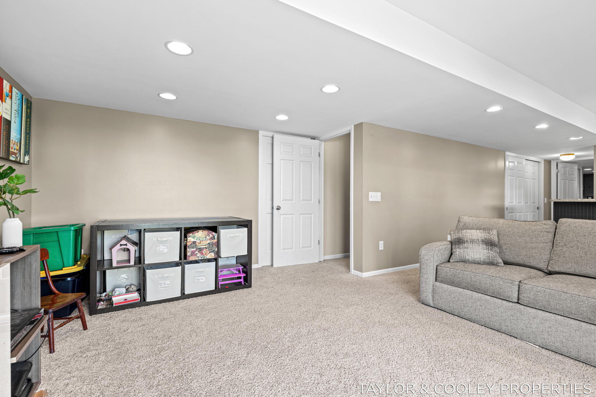 5616 Highbury Drive SE Ada MI 49301