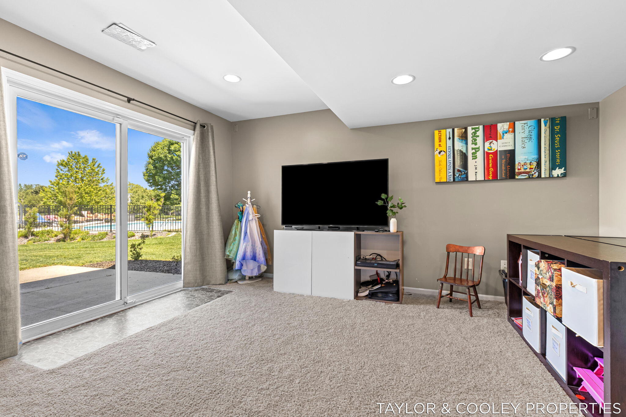 5616 Highbury Drive SE Ada MI 49301