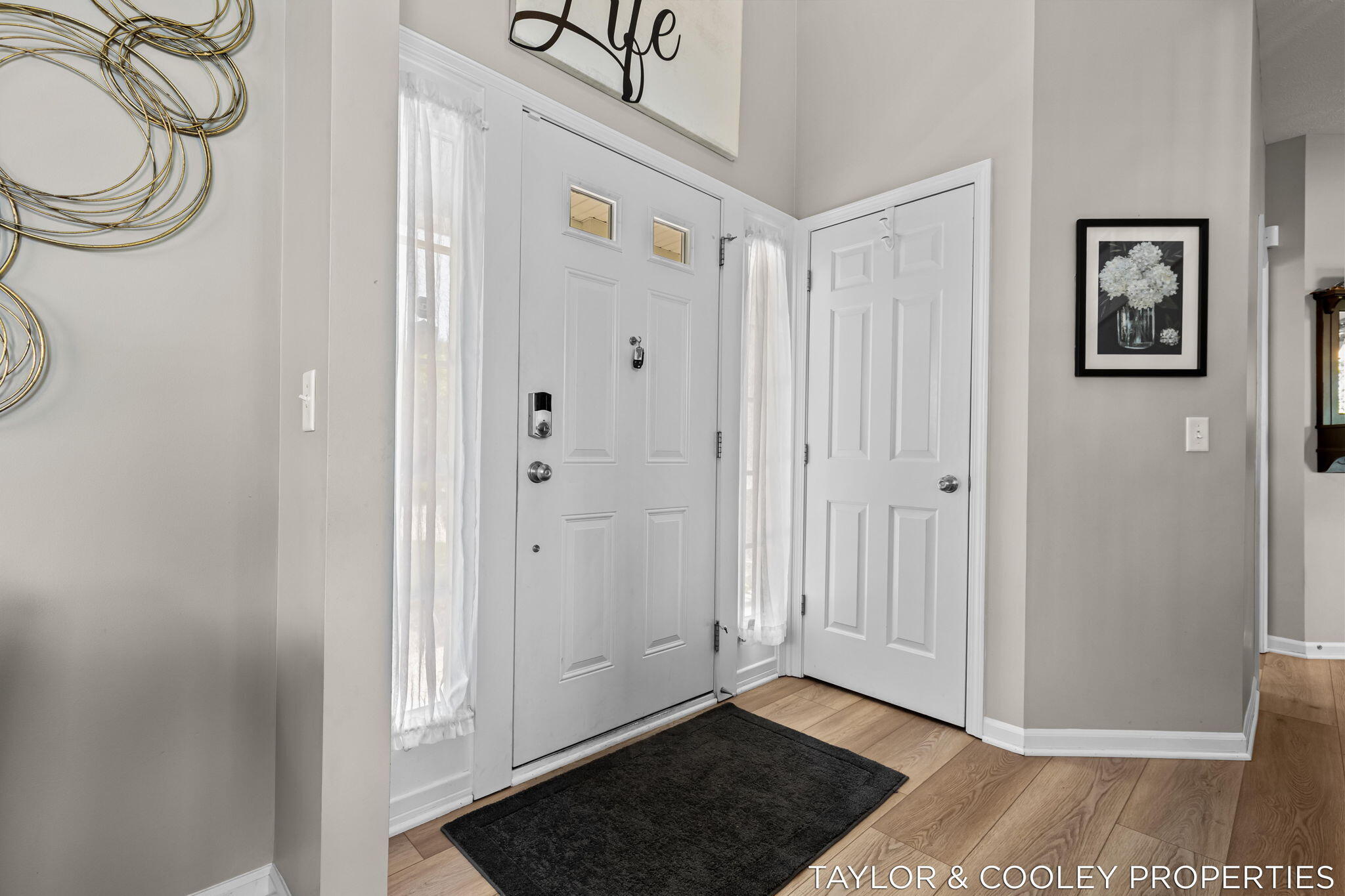 5616 Highbury Drive SE Ada MI 49301