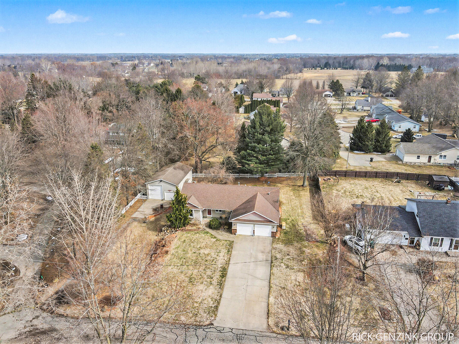 6260 Pine Crest Drive Zeeland MI 49464