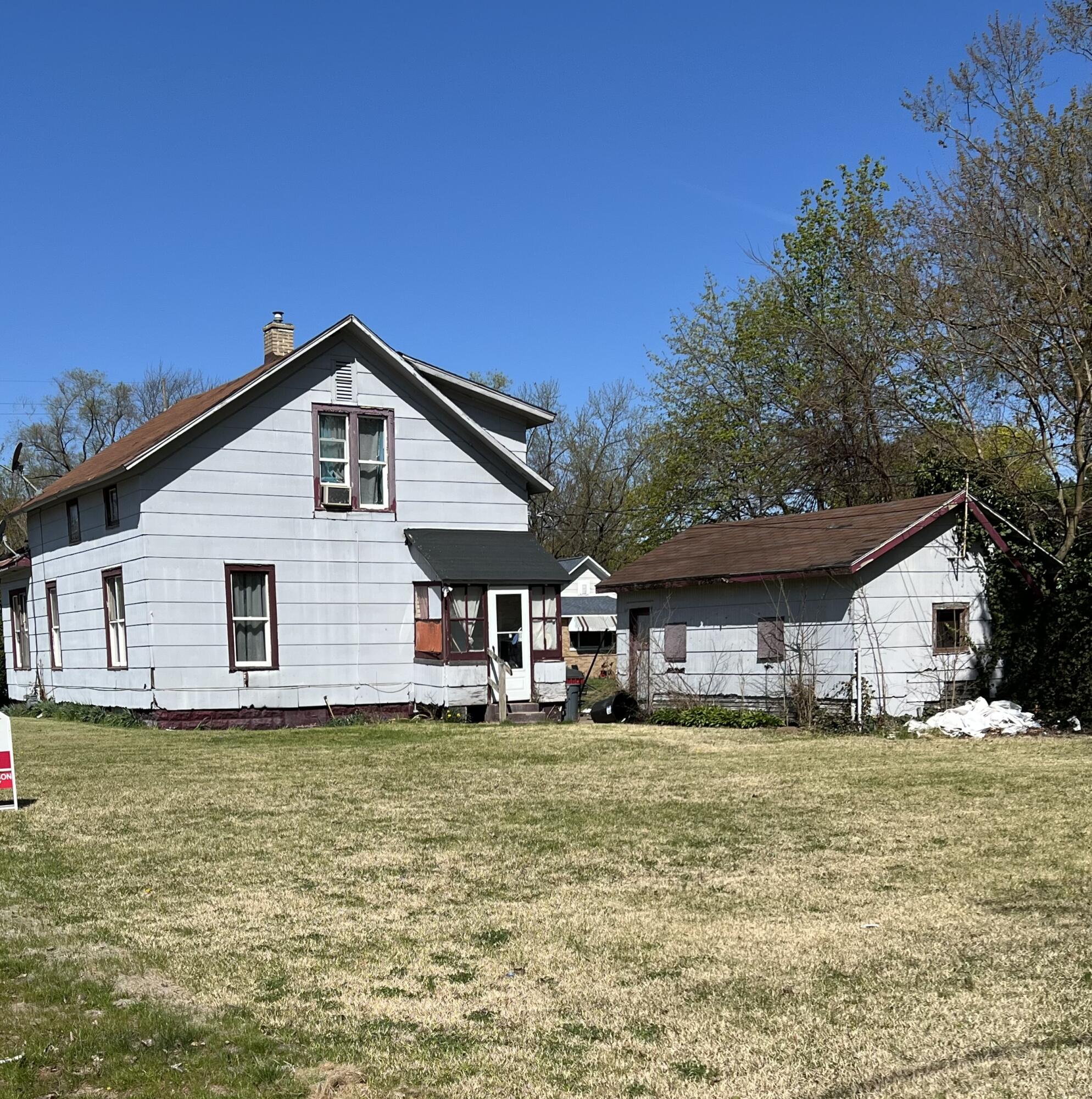 1097 Pearl Street Benton Harbor MI 49022