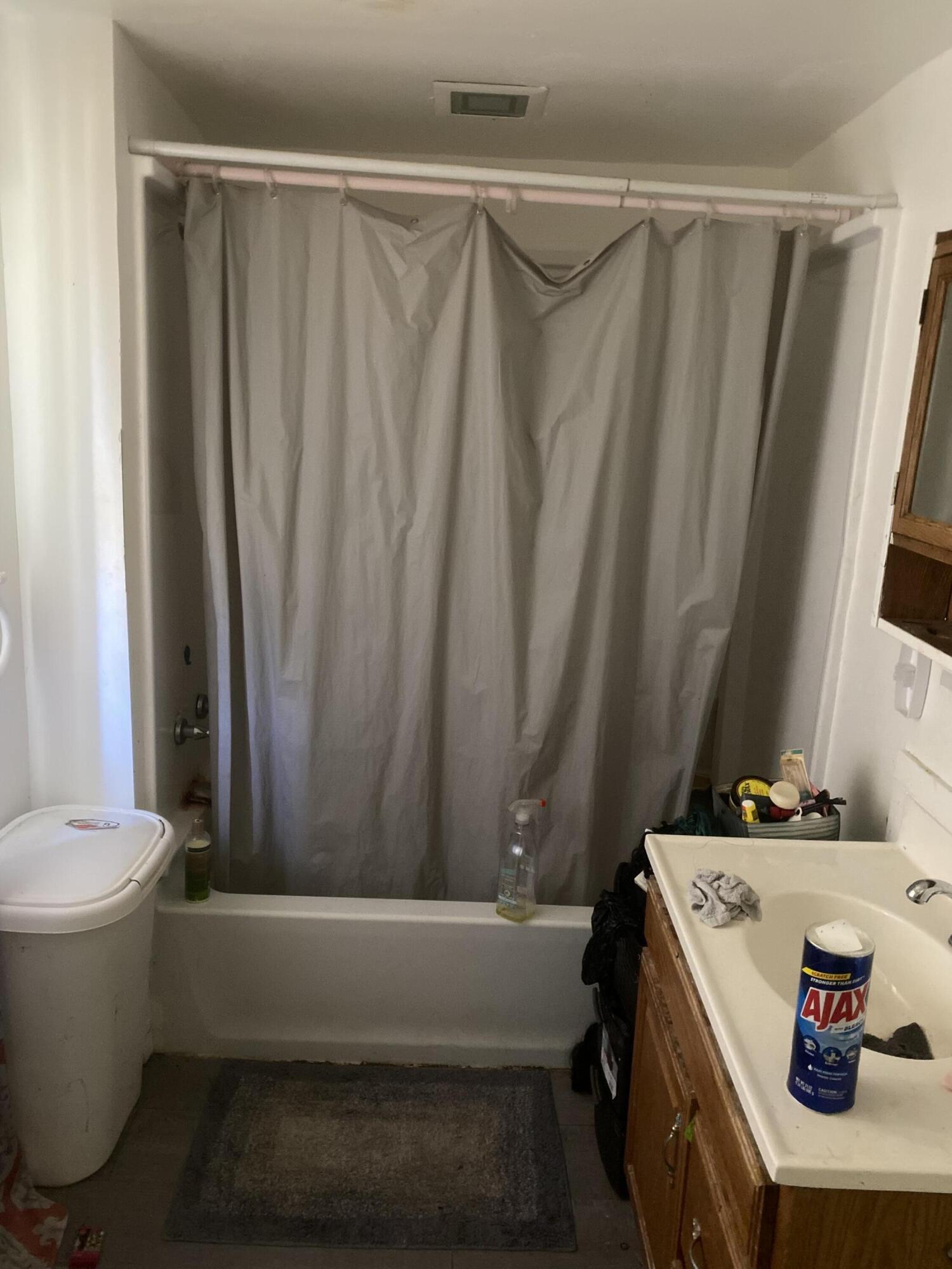 1097 Pearl Street Benton Harbor MI 49022