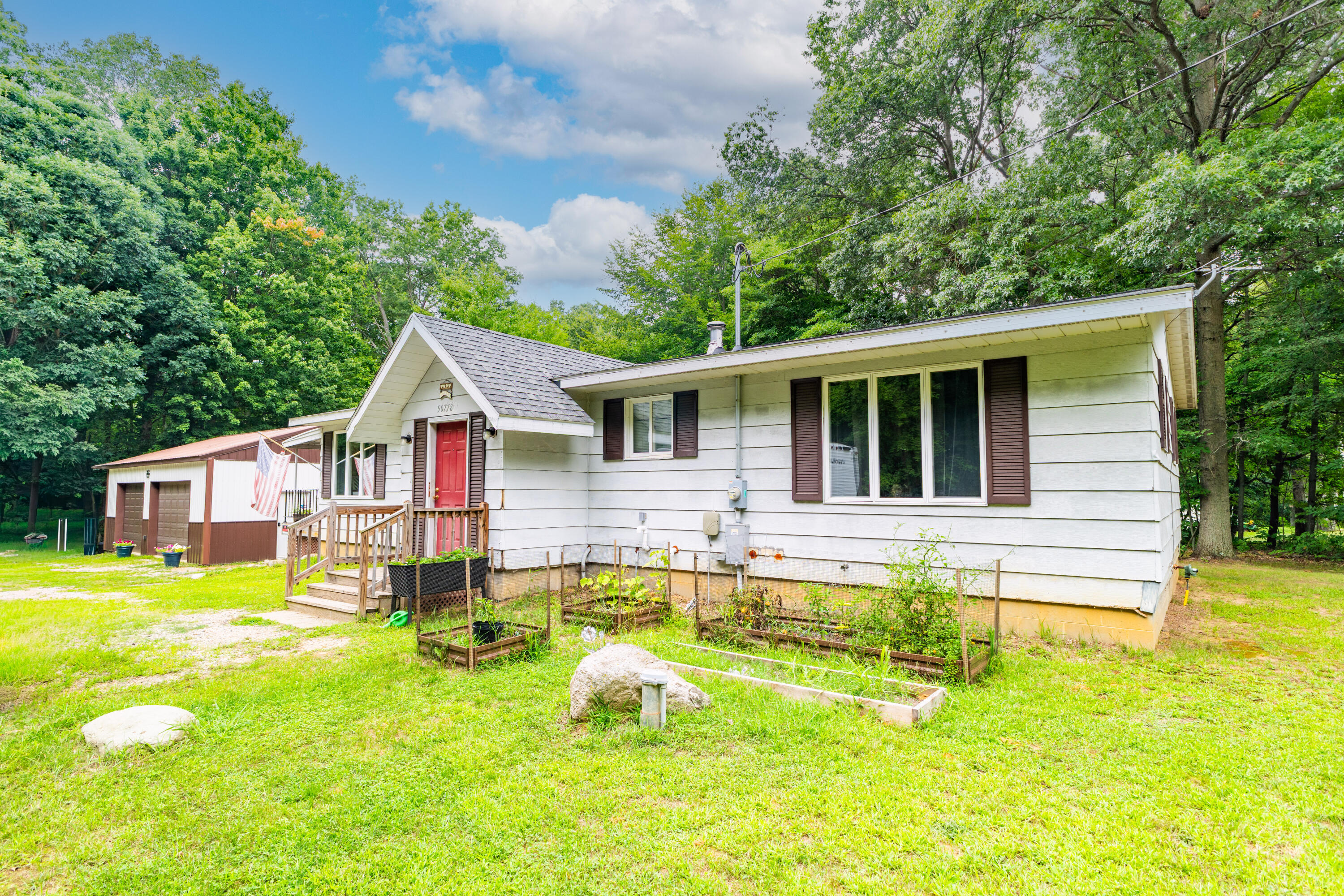 50778 Oak Street Grand Junction MI 49056