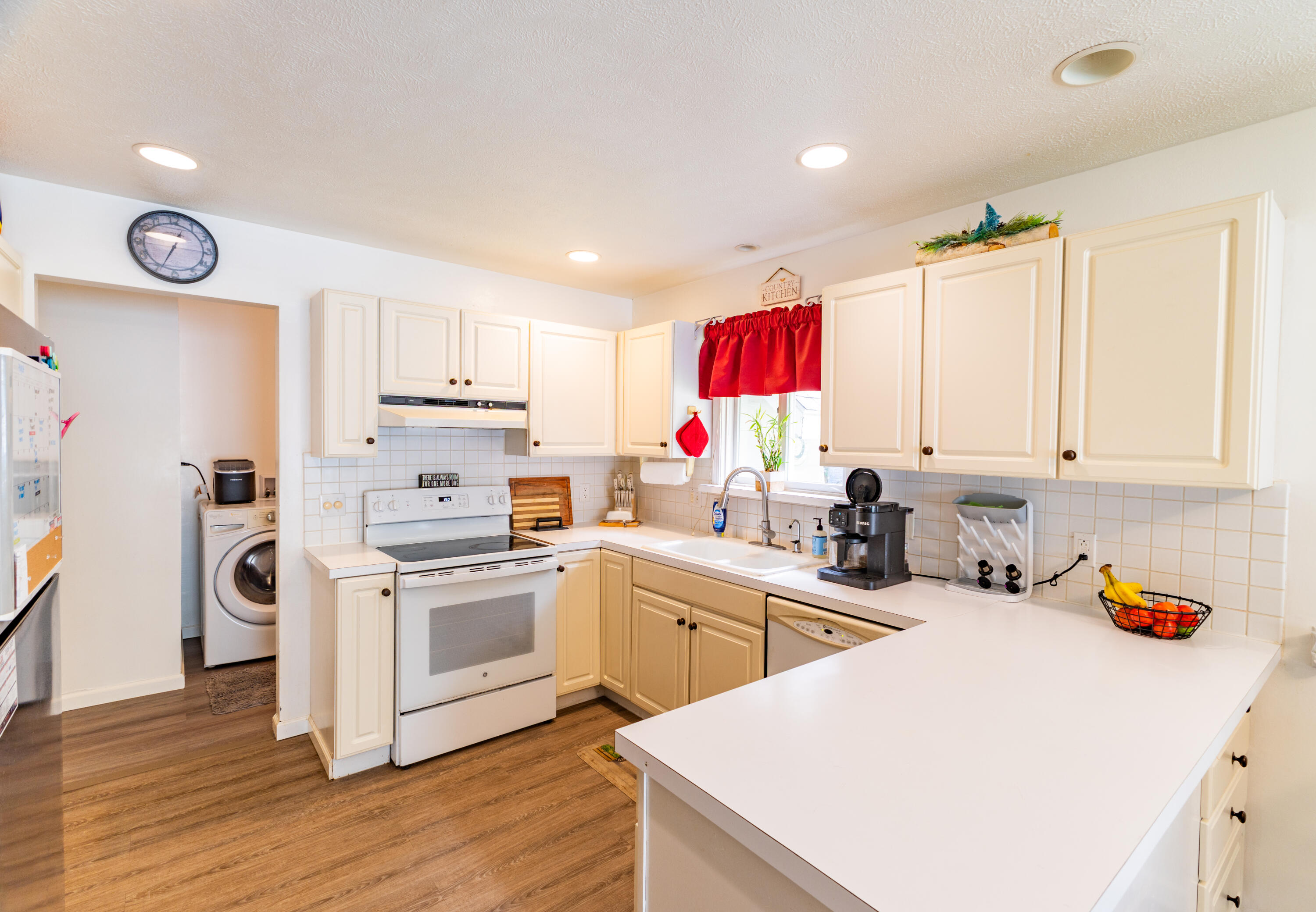 50778 Oak Street Grand Junction MI 49056