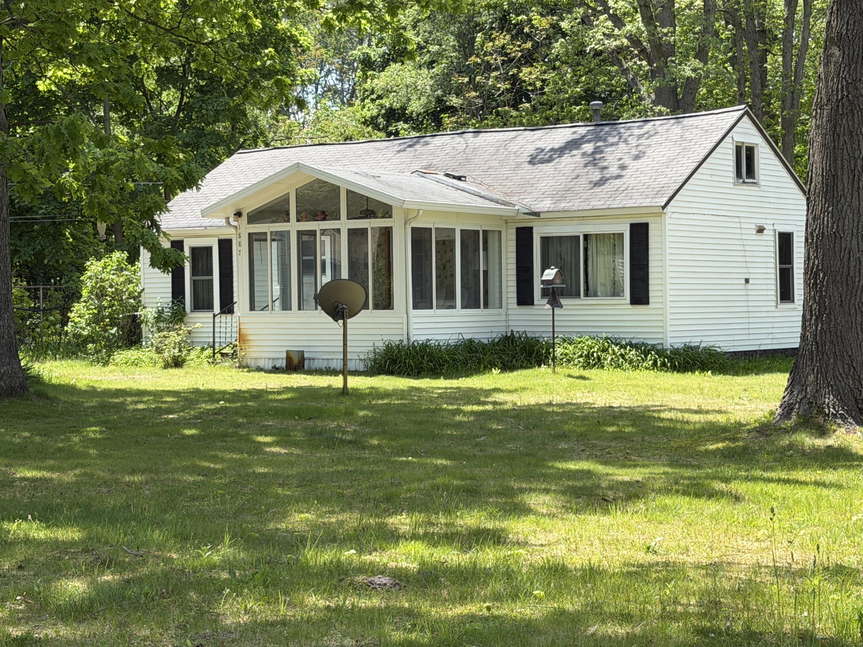 1887 Interwood Muskegon MI 49442
