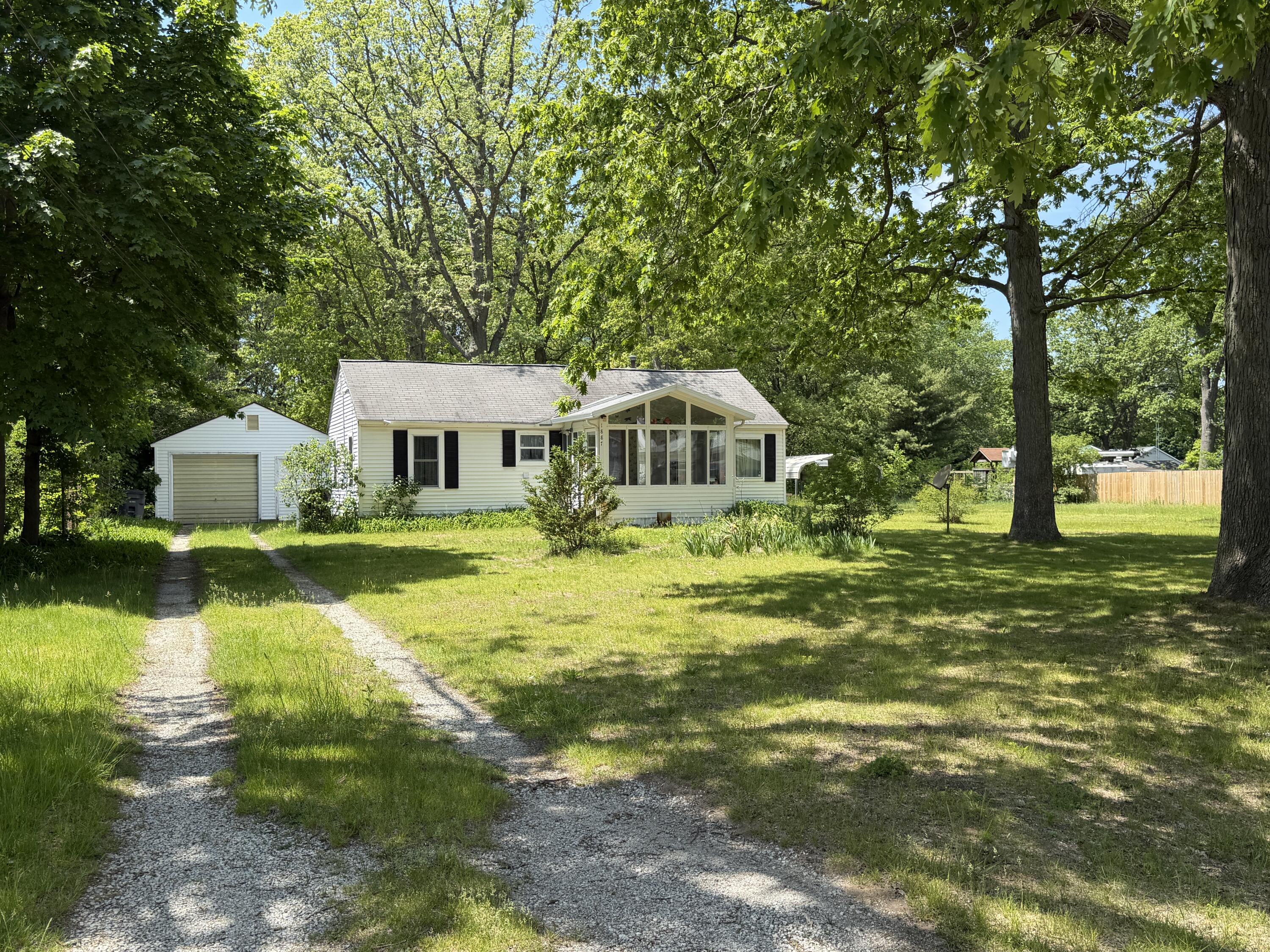 1887 Interwood Muskegon MI 49442