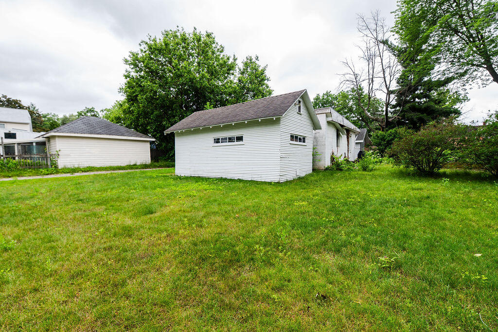2036 Coit Avenue NE Grand Rapids MI 49505