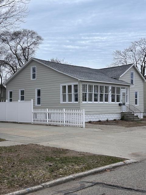 826 Elliott Avenue Grand Haven MI 49417