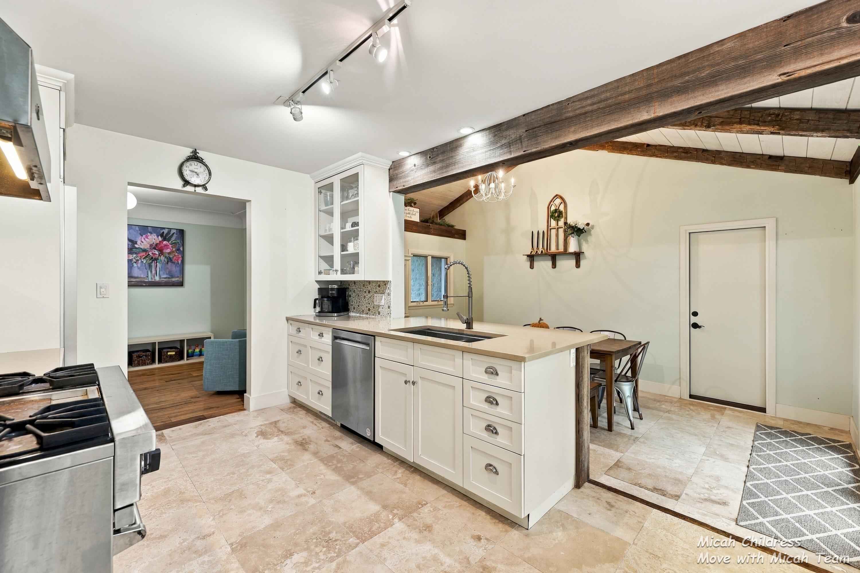 2730 Robinson Road SE Grand Rapids MI 49506
