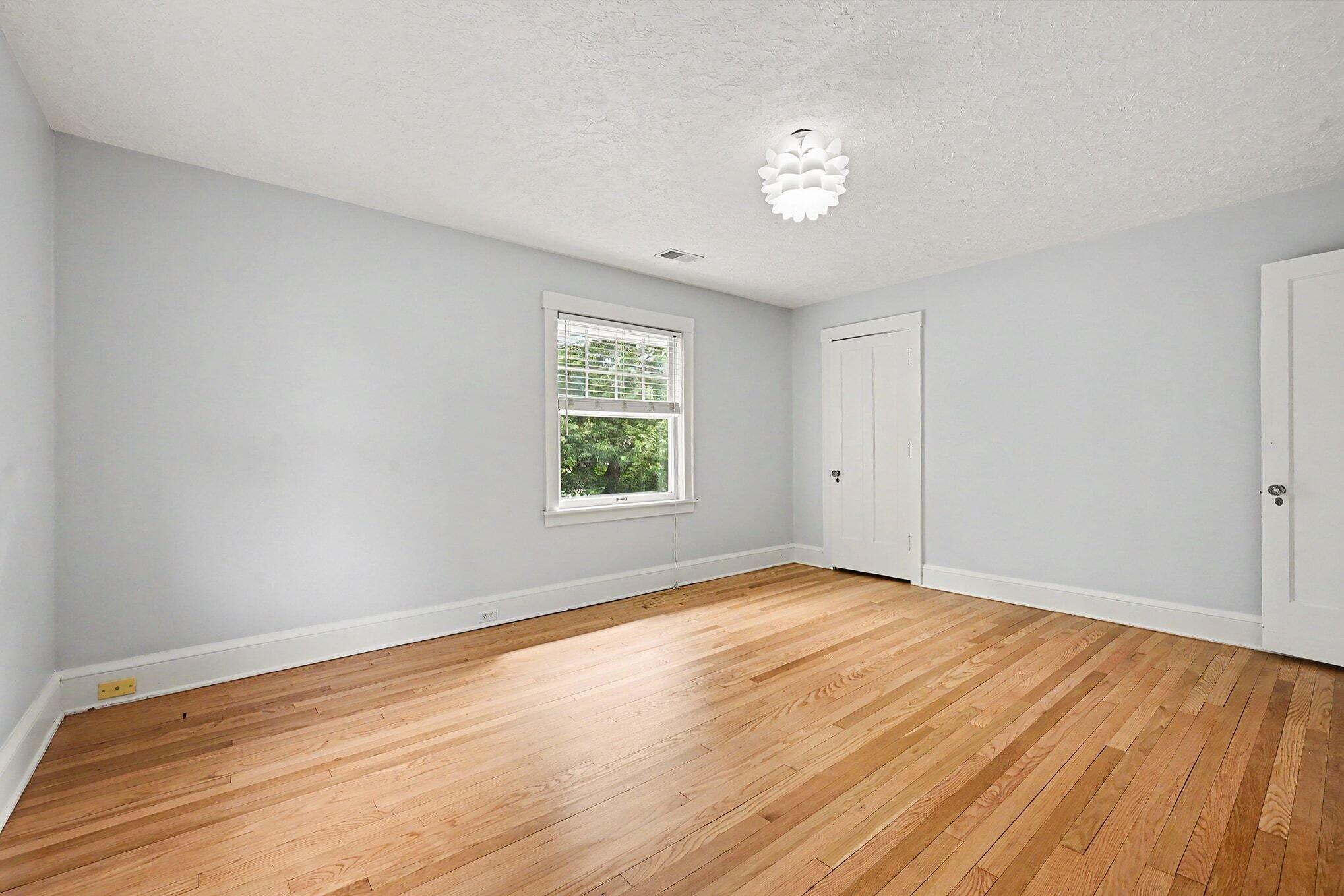 1517 Spruce Drive Kalamazoo MI 49008