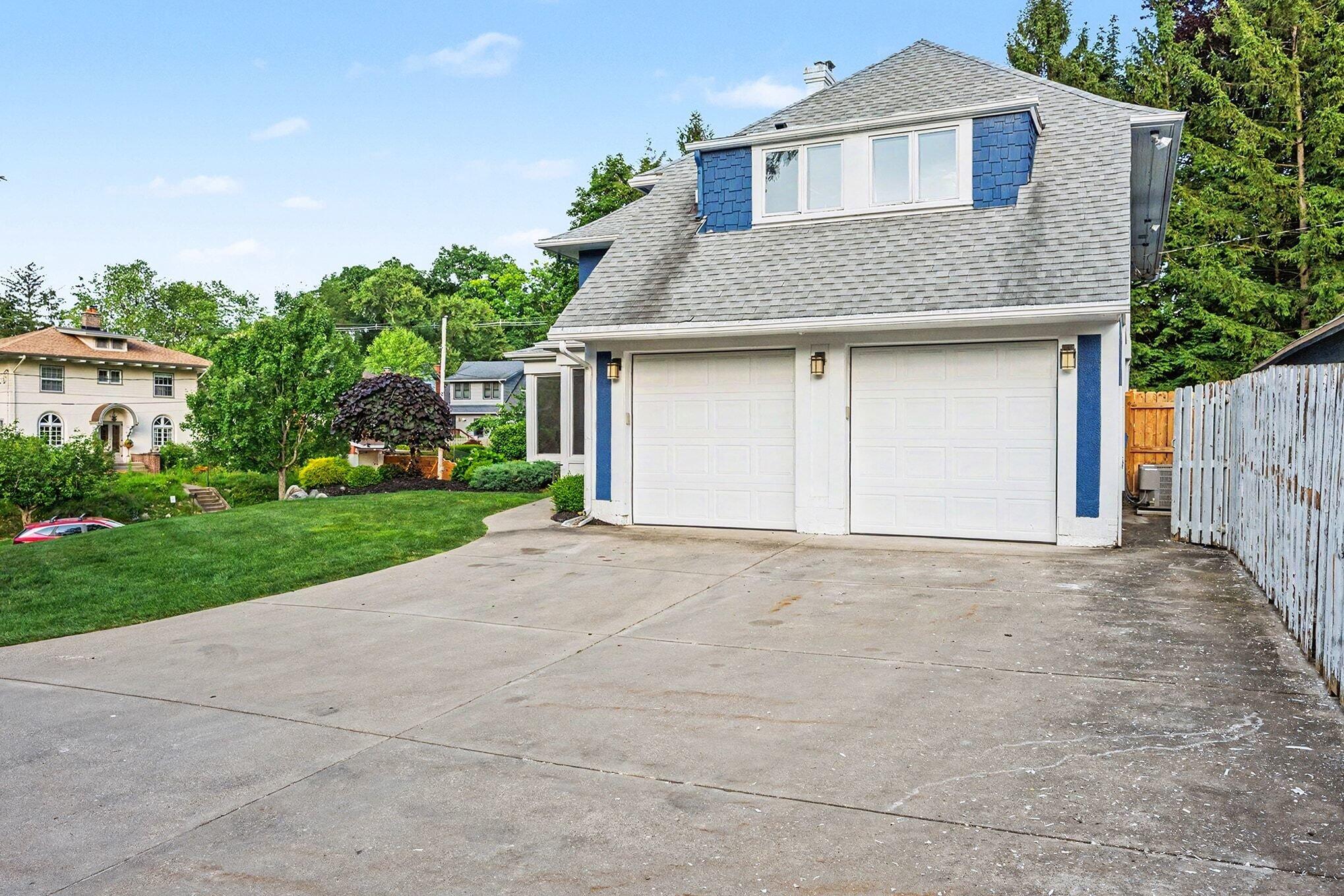 1517 Spruce Drive Kalamazoo MI 49008