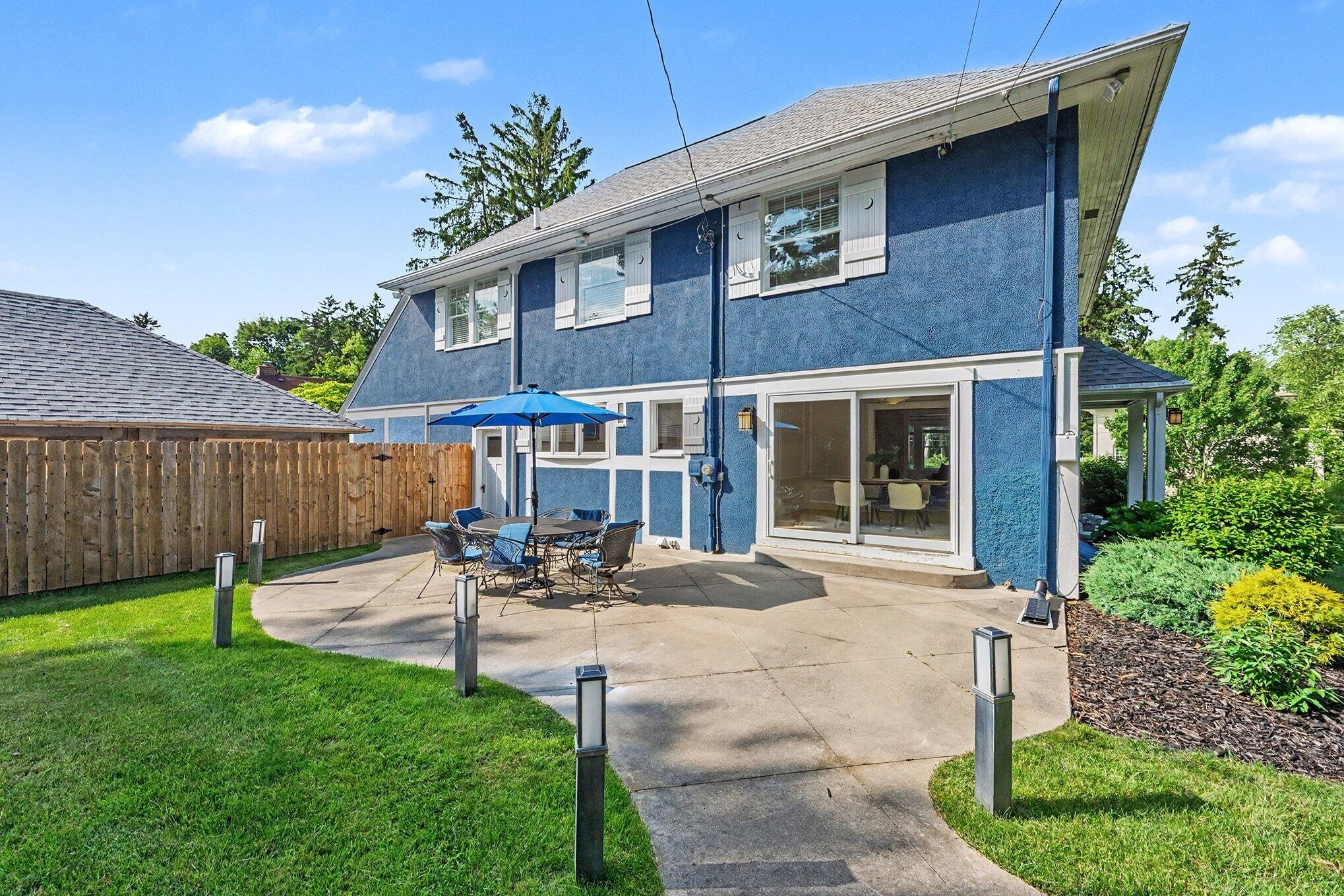 1517 Spruce Drive Kalamazoo MI 49008