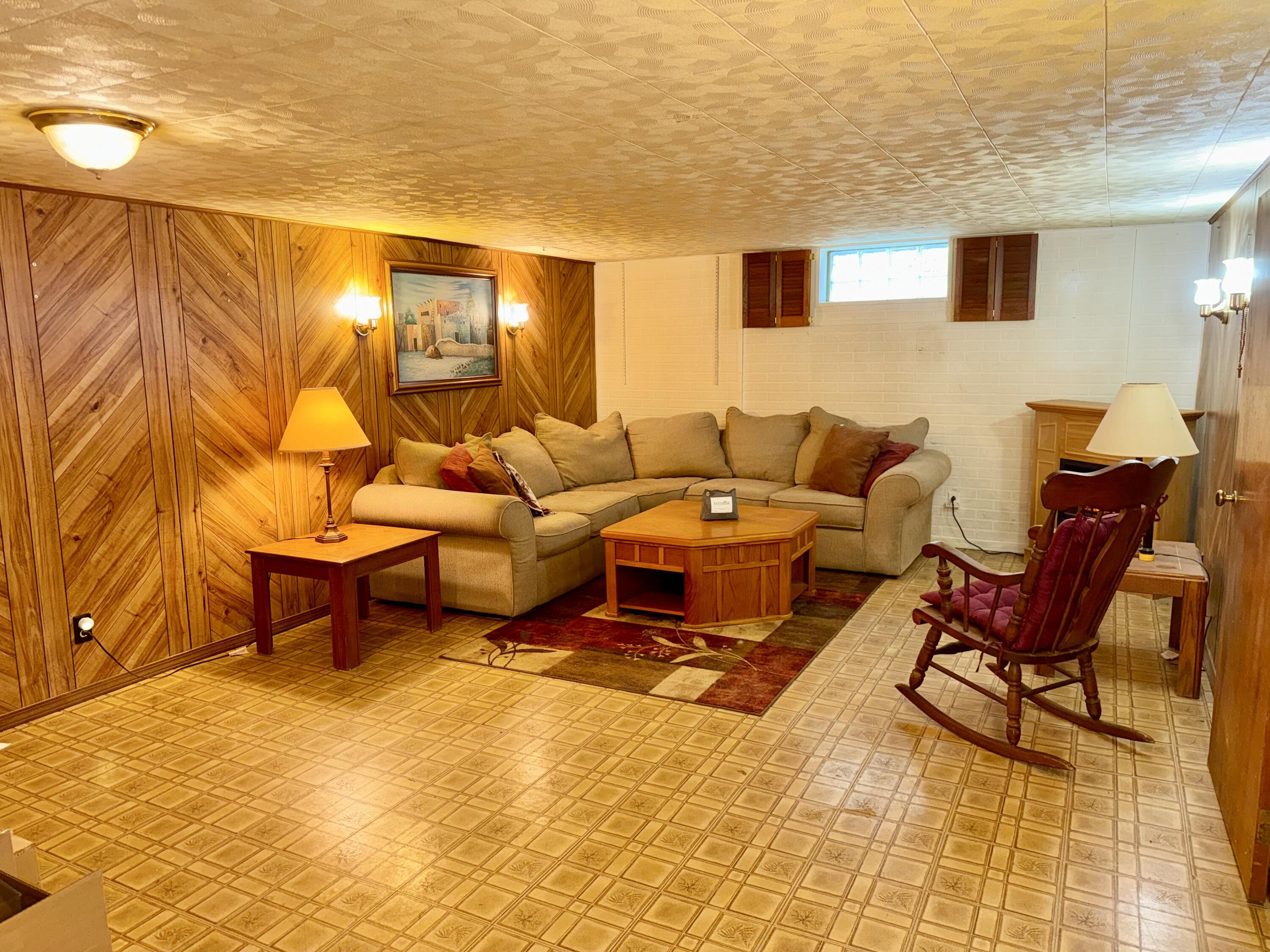 2038 Columbus Avenue Muskegon MI 49441