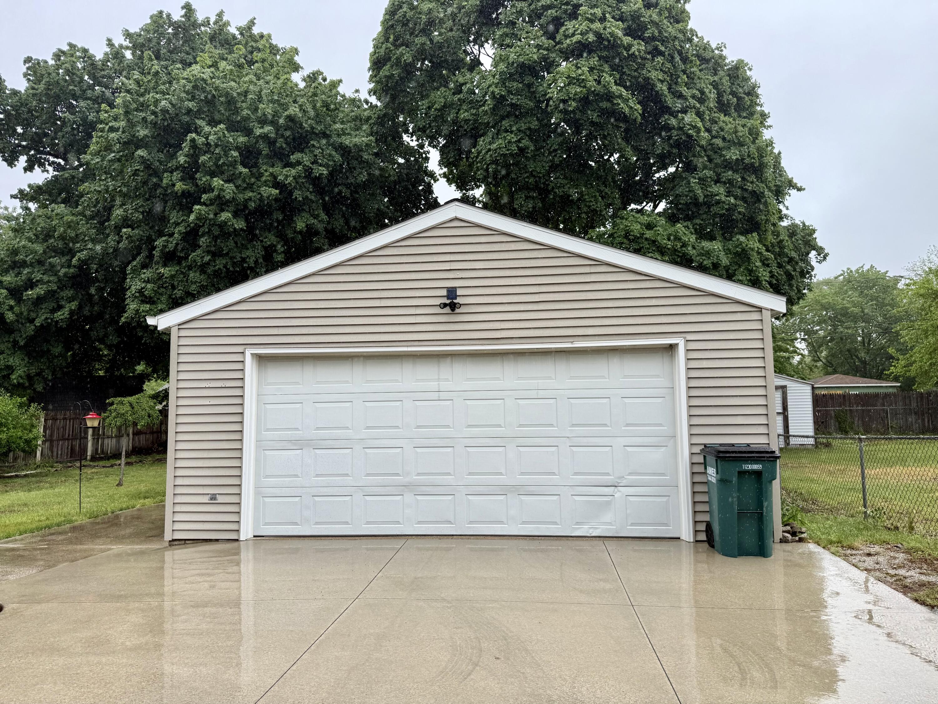 2038 Columbus Avenue Muskegon MI 49441