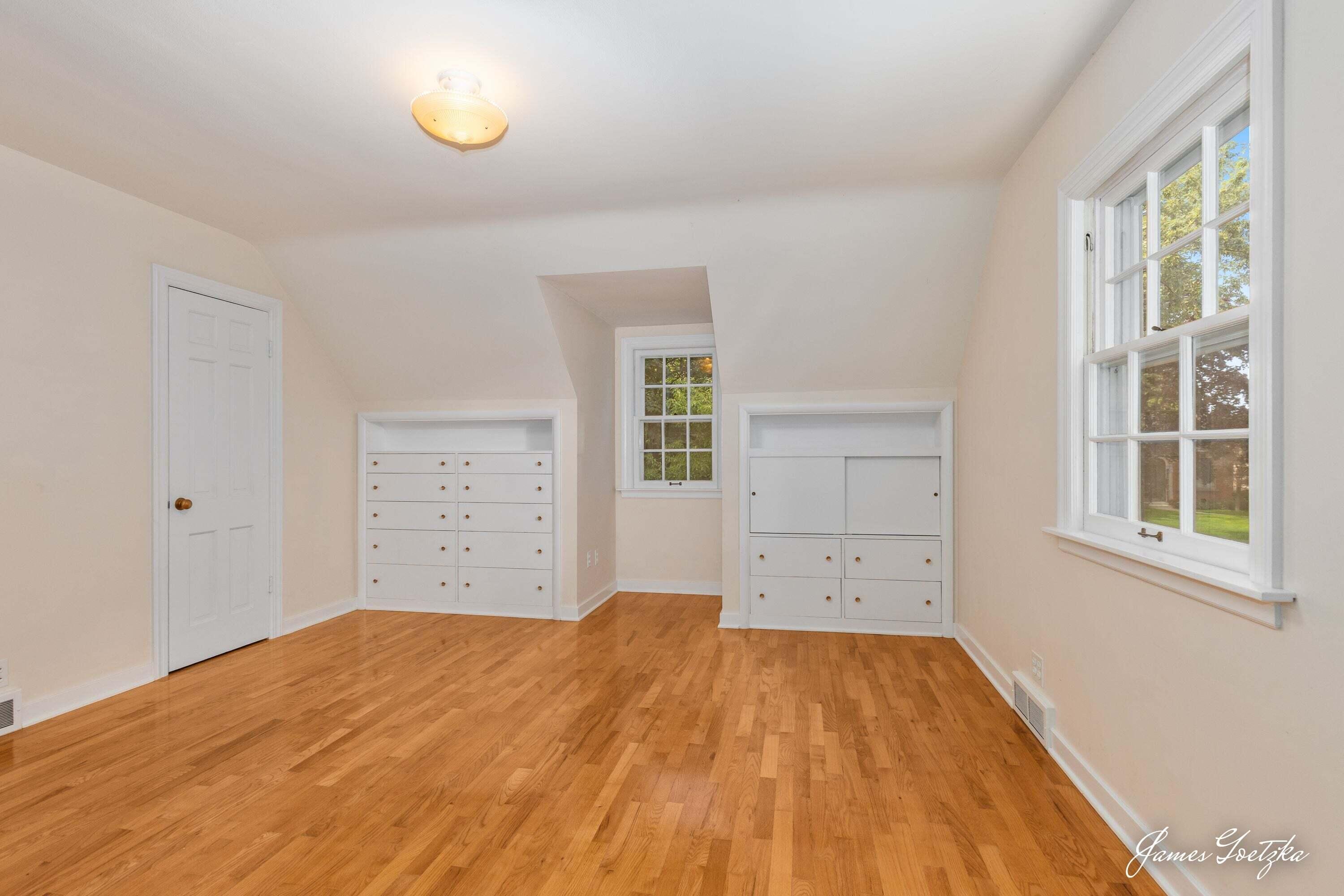 2352 SE Jefferson Drive SE Grand Rapids MI 49507