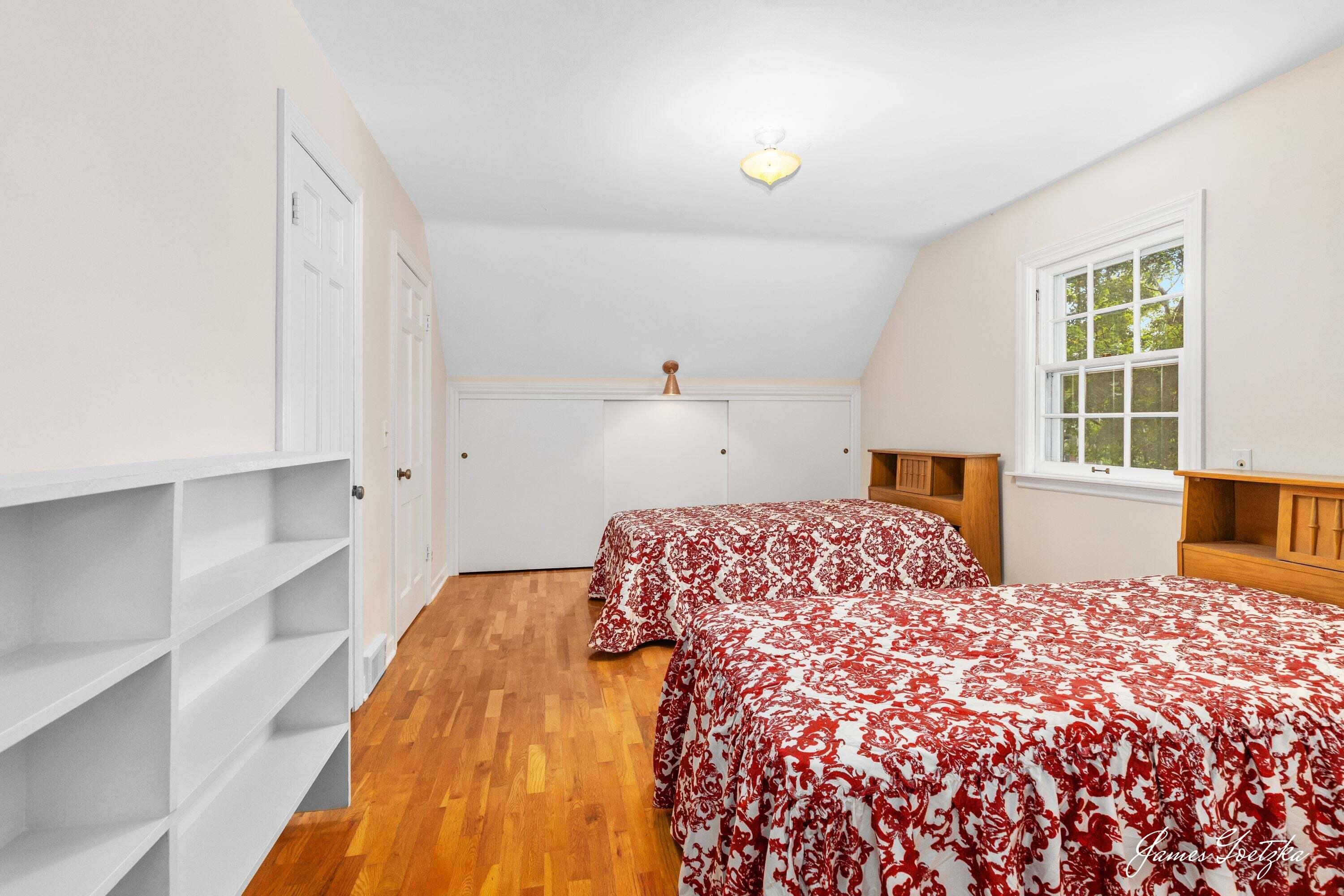 2352 SE Jefferson Drive SE Grand Rapids MI 49507