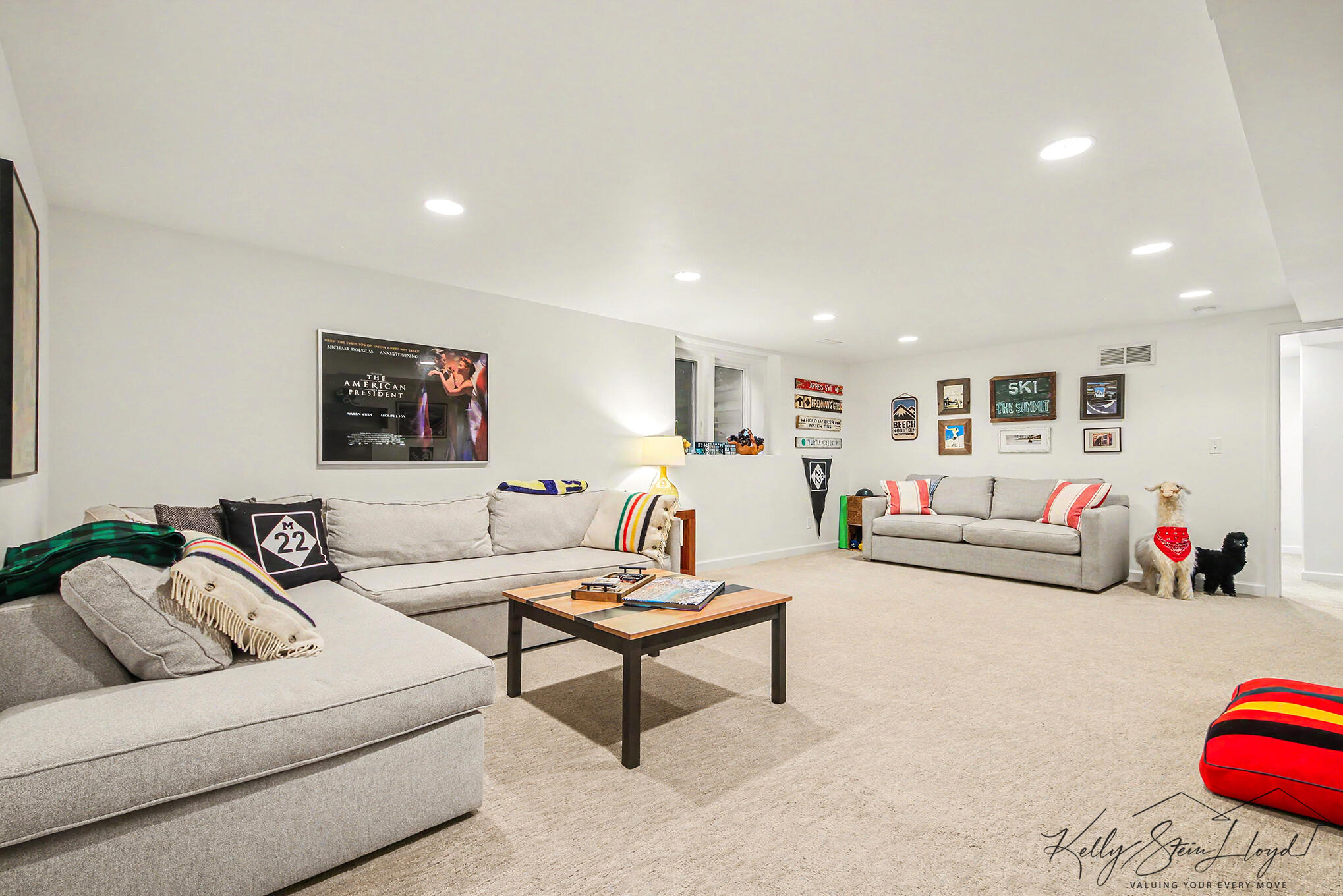 818 Iroquois Drive SE Grand Rapids MI 49506