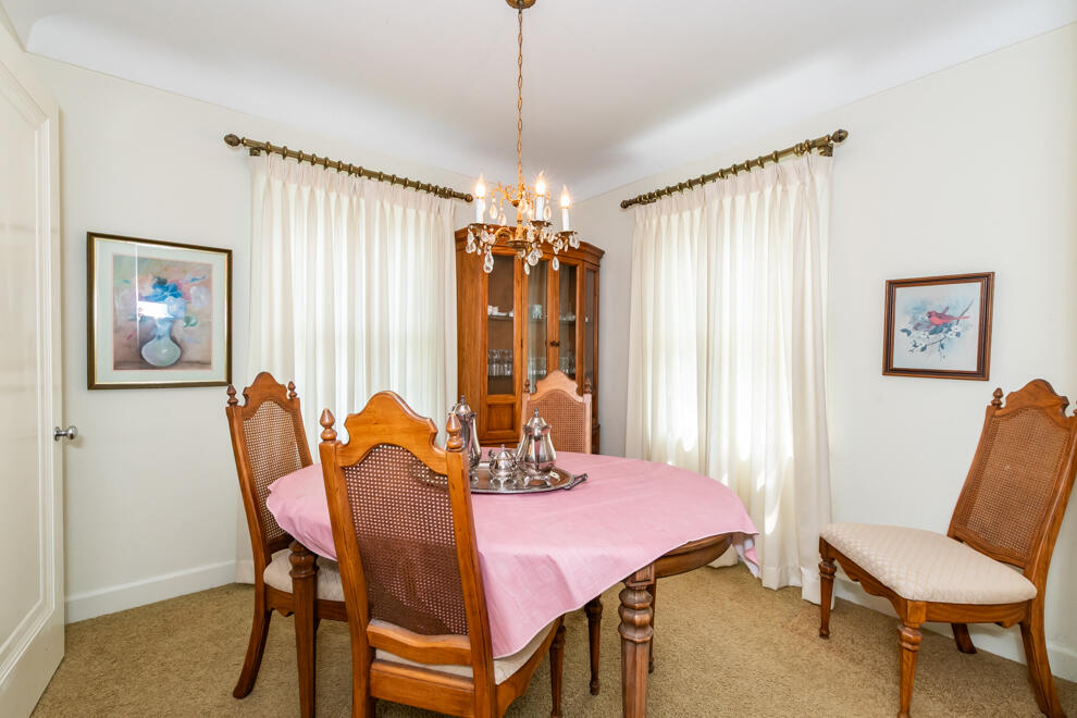 341 E Glenguile Avenue Kalamazoo MI 49004
