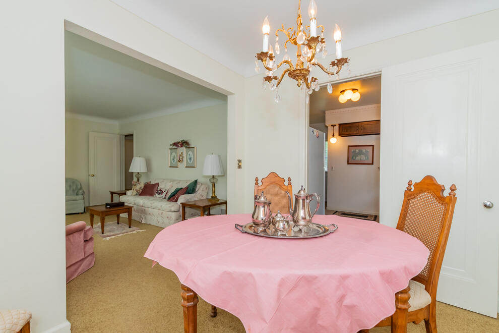 341 E Glenguile Avenue Kalamazoo MI 49004