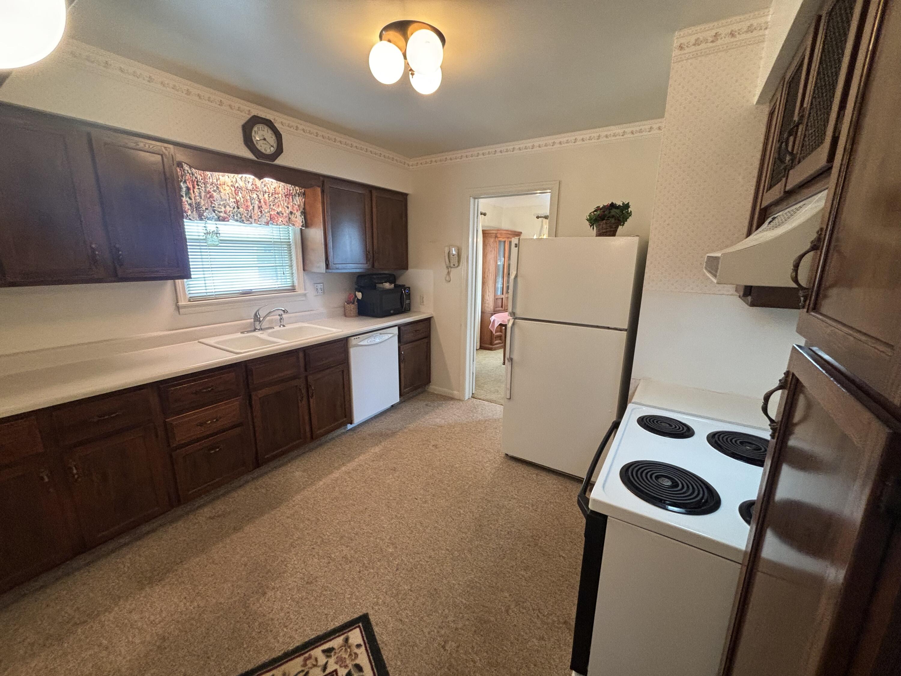 341 E Glenguile Avenue Kalamazoo MI 49004
