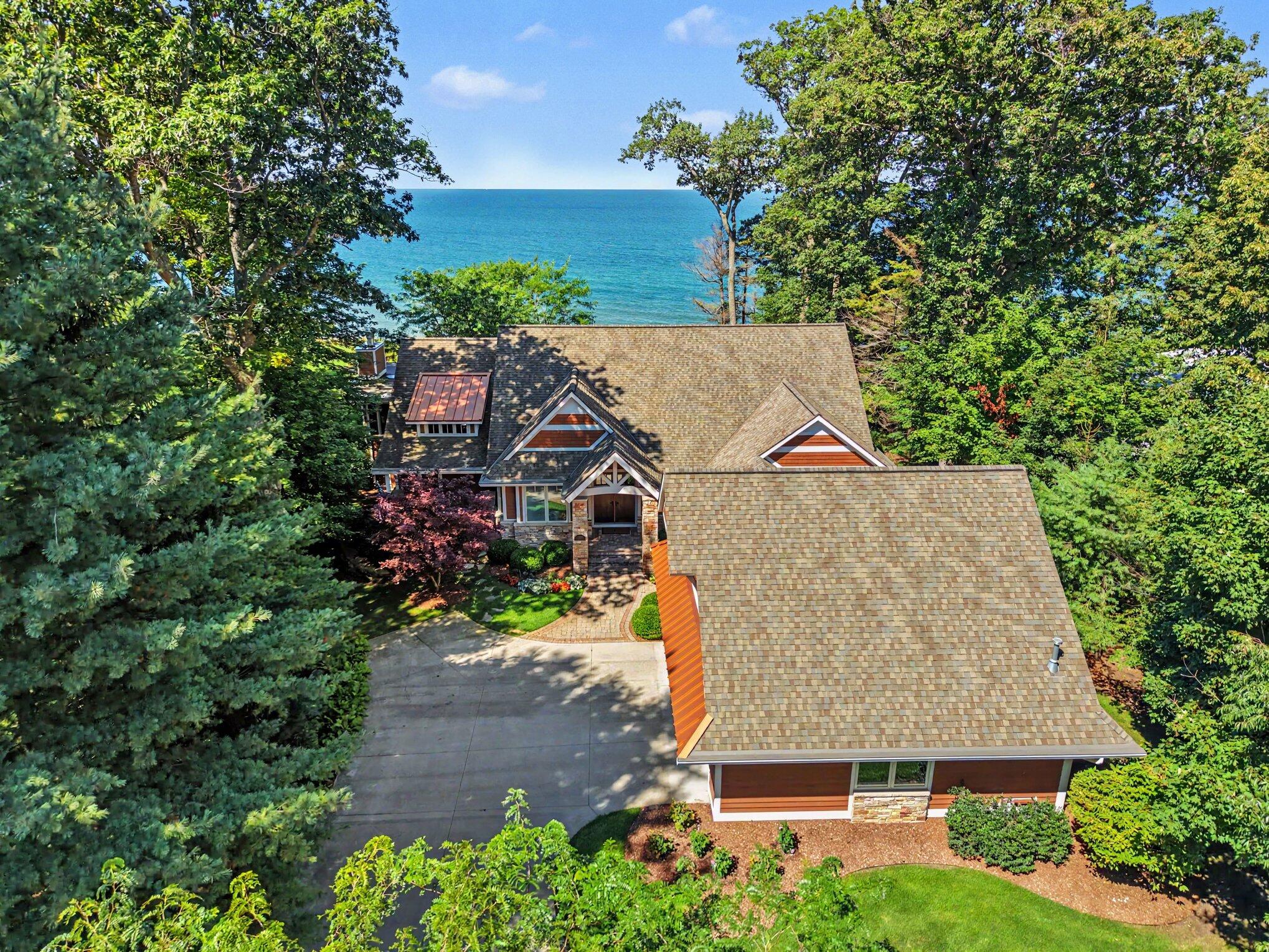 6935 Blue Water Lane Fennville MI 49408