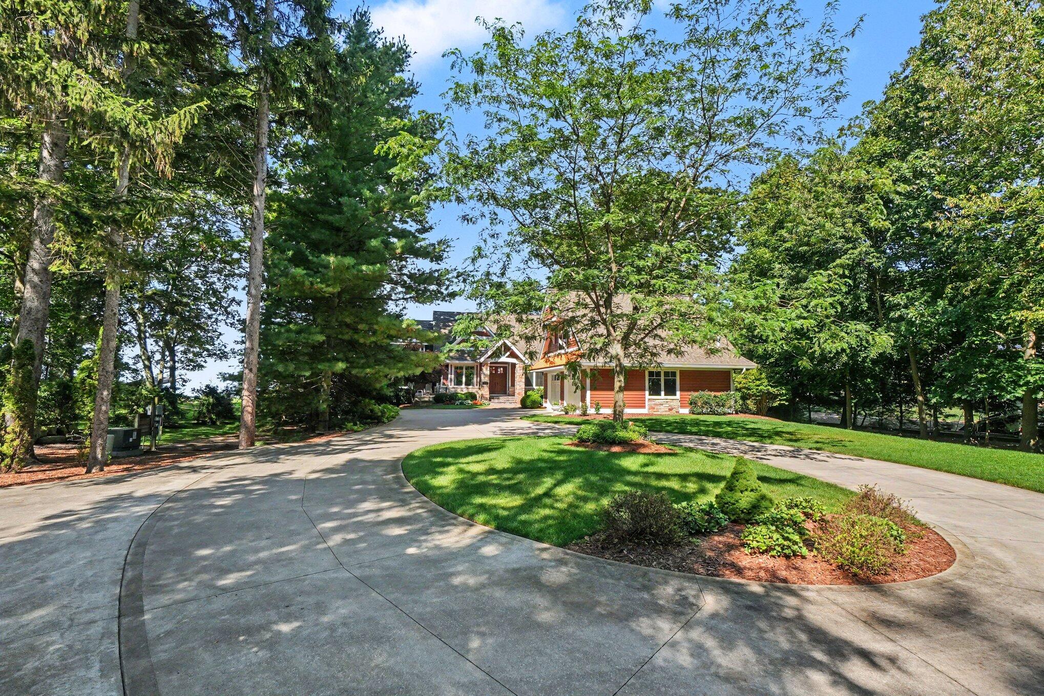 6935 Blue Water Lane Fennville MI 49408