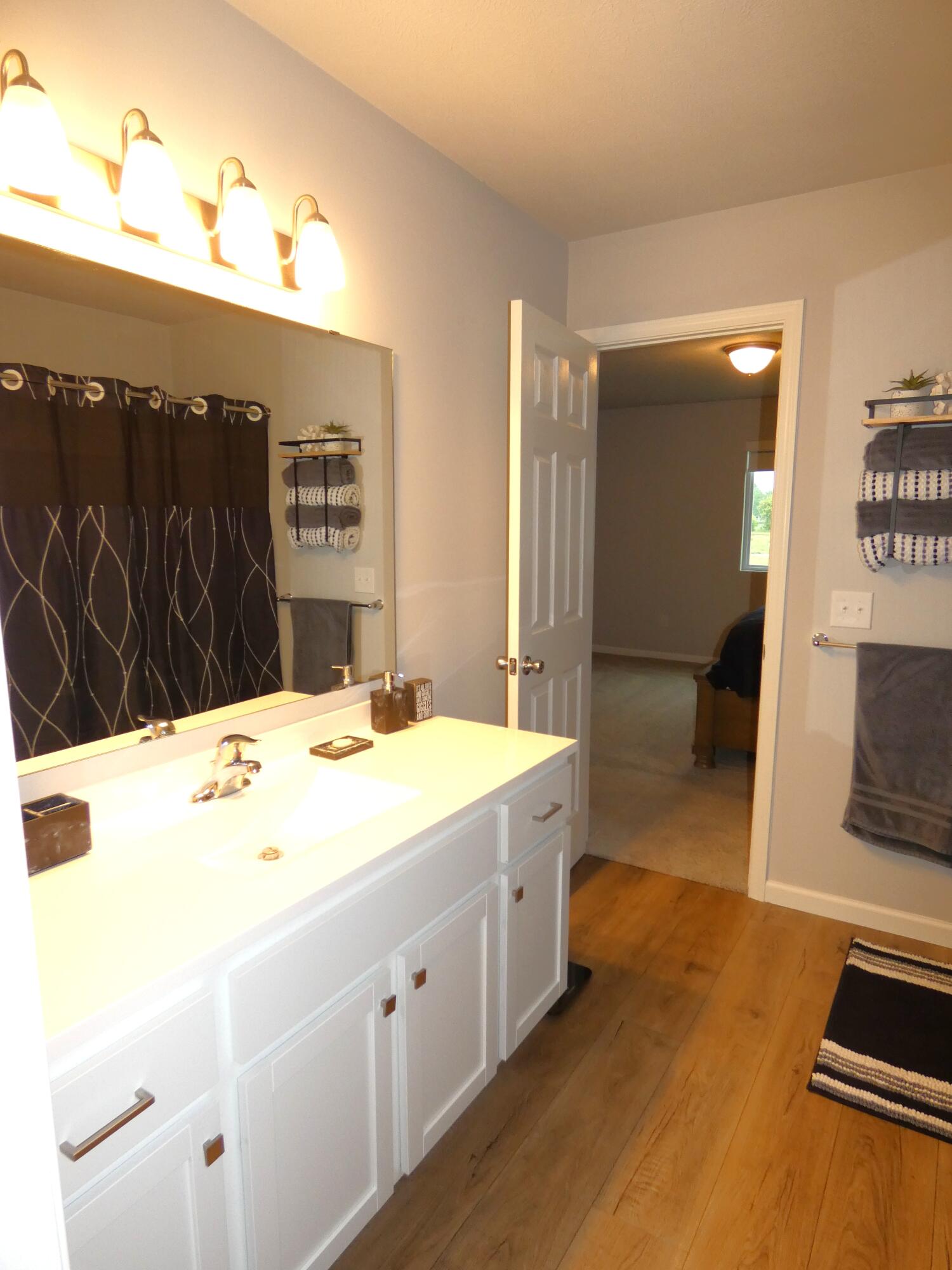 670 Manorwood Circle Benton Harbor MI 49022