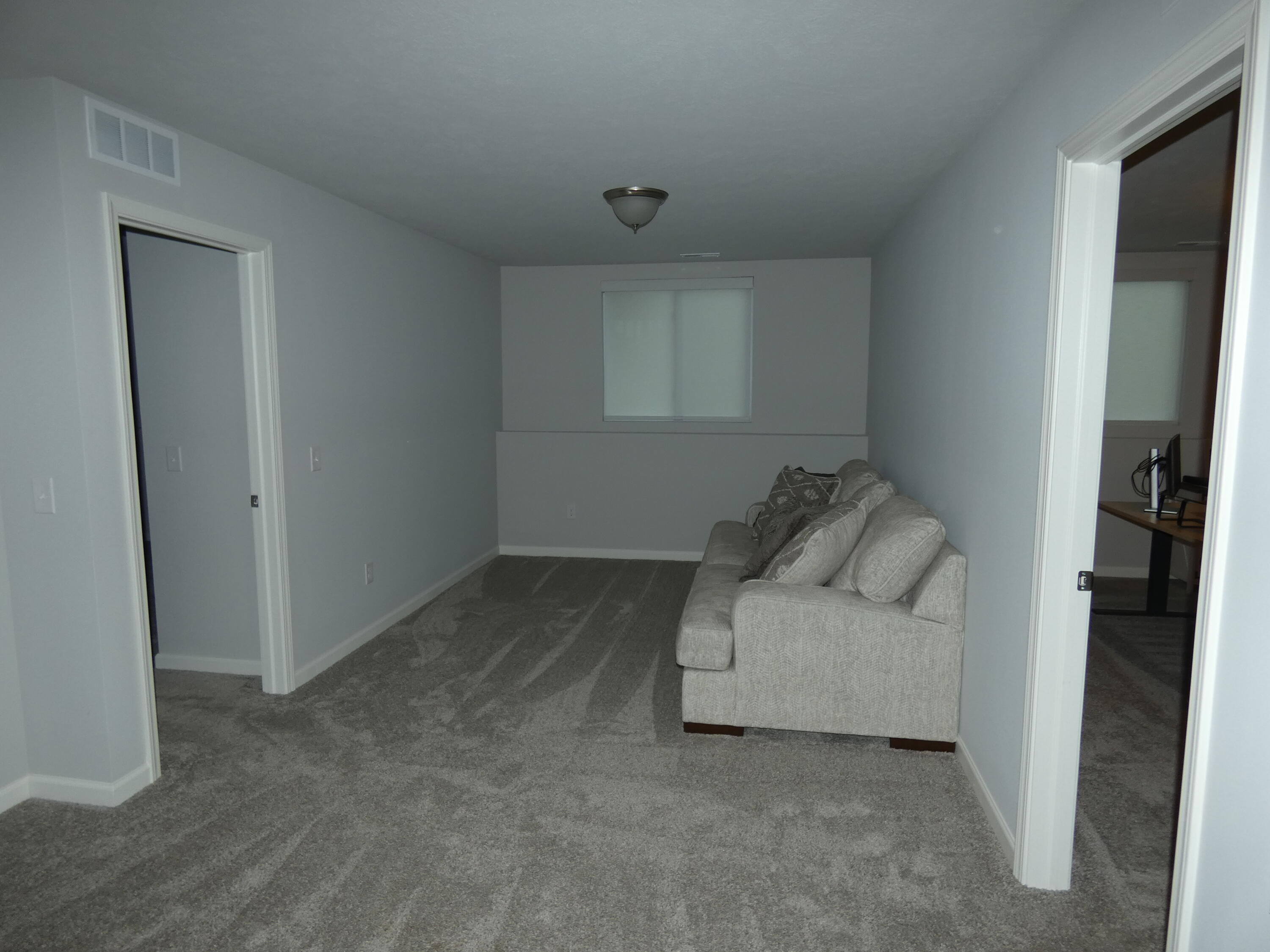 670 Manorwood Circle Benton Harbor MI 49022